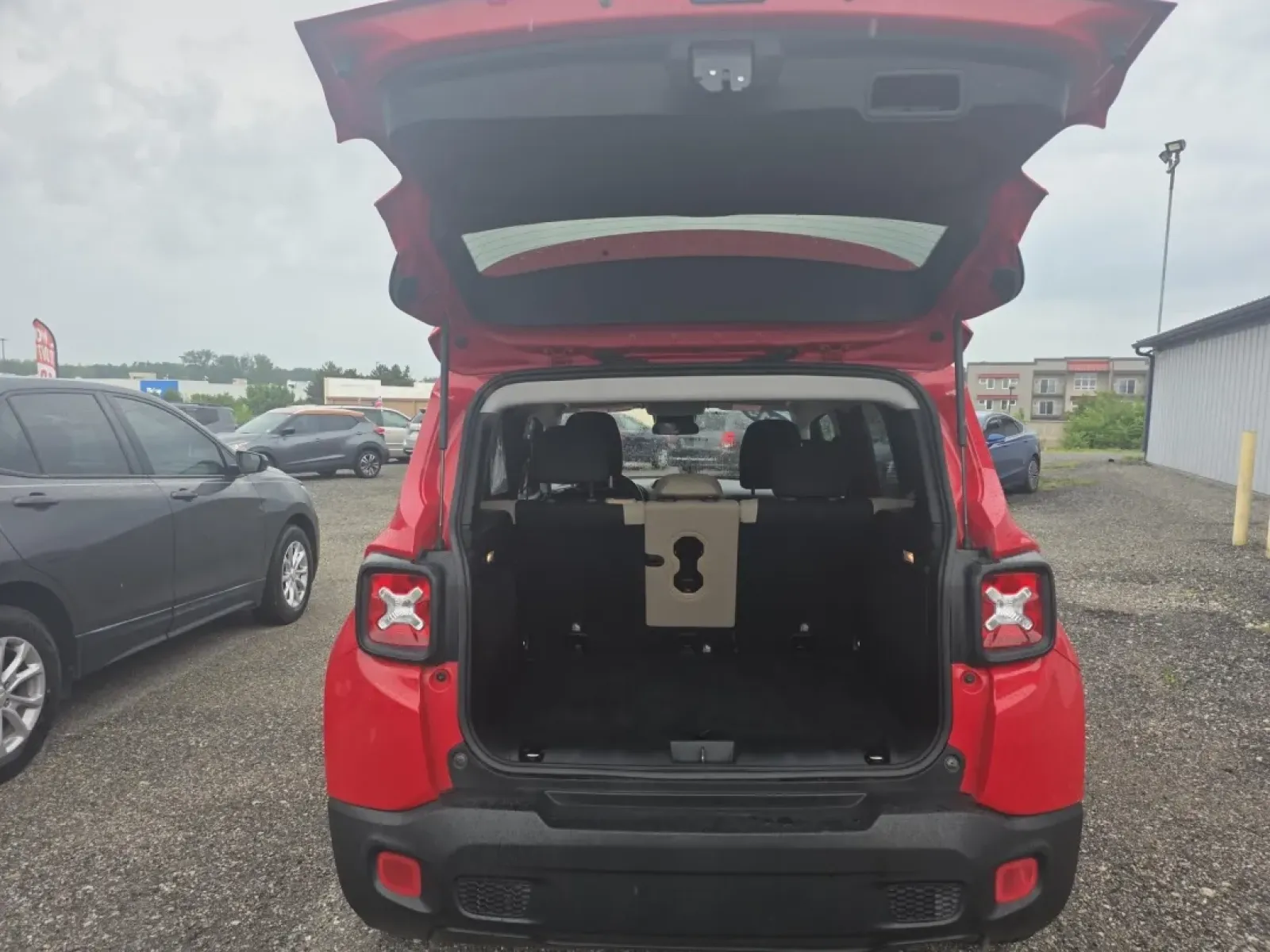 2015 Jeep Renegade (ZACCJABT0FP) with an Other engine, located at 15 Petro Dr, Warsaw, IN, 46582, (574) 306-0055, 41.273563, -85.857544 - **Adventure Awaits: Your 2015 Jeep Renegade Is Ready for Exploration!**<br /> <br /> Are you ready to embrace a lifestyle filled with adventure and convenience? The 2015 Jeep Renegade is the perfect companion for those who crave weekend getaways, spontaneous road trips, or daily commutes through the - Photo#5