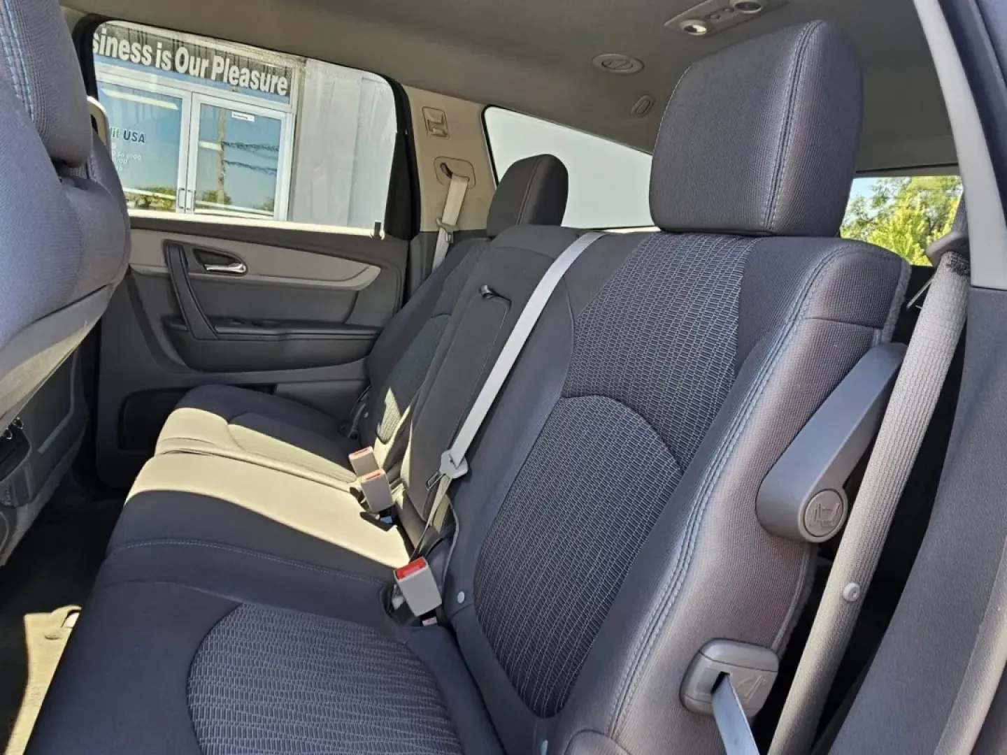 2016 Chevrolet TRAVERSE LS (1GNKRFKD9GJ) with an Other engine, located at 502 South Main Street, Columbia City, IN, 46725, (260) 244-4645, 41.151382, -85.490578 - Discover the ultimate family adventure with the 2016 Chevrolet Traverse LS, available now at Auto Credit, your trusted Buy Here Pay Here dealership in the heart of Columbia City, Indiana. Located at 502 South Main Street, we specialize in making car ownership accessible for everyone, especially for - Photo#4