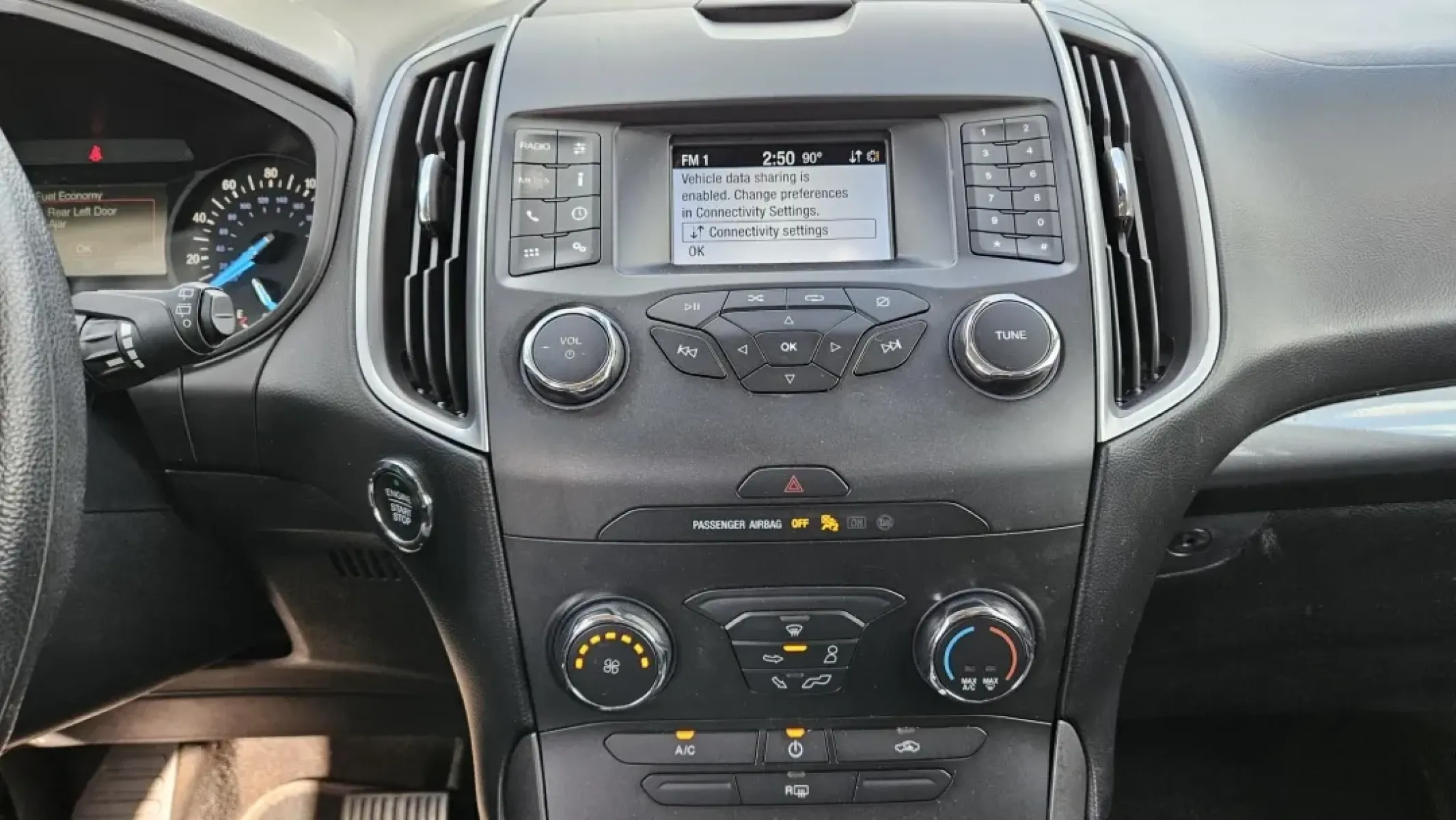 2019 Ford Edge (2FMPK3G96KB) with an Other engine, located at 5744 Central Avenue, Toledo, OH, 43615, (419) 724-0130, 41.676781, -83.682137 - Discover the perfect blend of style, comfort, and versatility with the **2019 Ford Edge**, now available at **Auto Credit in Toledo, Ohio**. Whether you're a growing family in need of a reliable SUV for school runs, or a commuter searching for a vehicle that balances functionality with a touch of fl - Photo#9