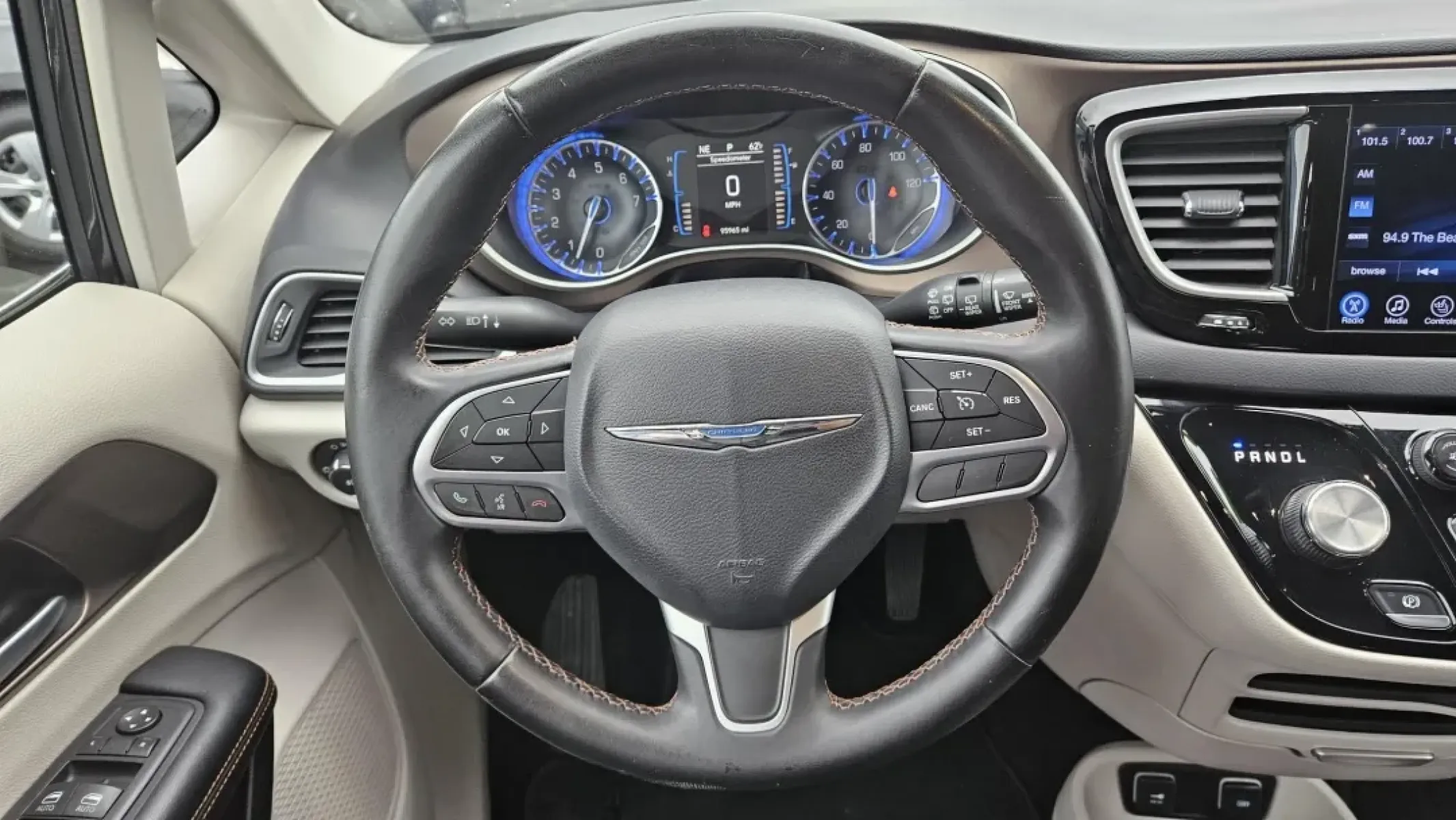 2017 Chrysler PACIFICA TOURING L (2C4RC1BG1HR) with an Other engine, located at 5744 Central Avenue, Toledo, OH, 43615, (419) 724-0130, 41.676781, -83.682137 - Discover the perfect blend of comfort and versatility with the 2017 Chrysler Pacifica Touring L, now available at Auto Credit in Toledo, Ohio. Whether you're a growing family needing ample space for kids and gear, or a commuter seeking a reliable vehicle for daily drives, this van is designed to mee - Photo#9