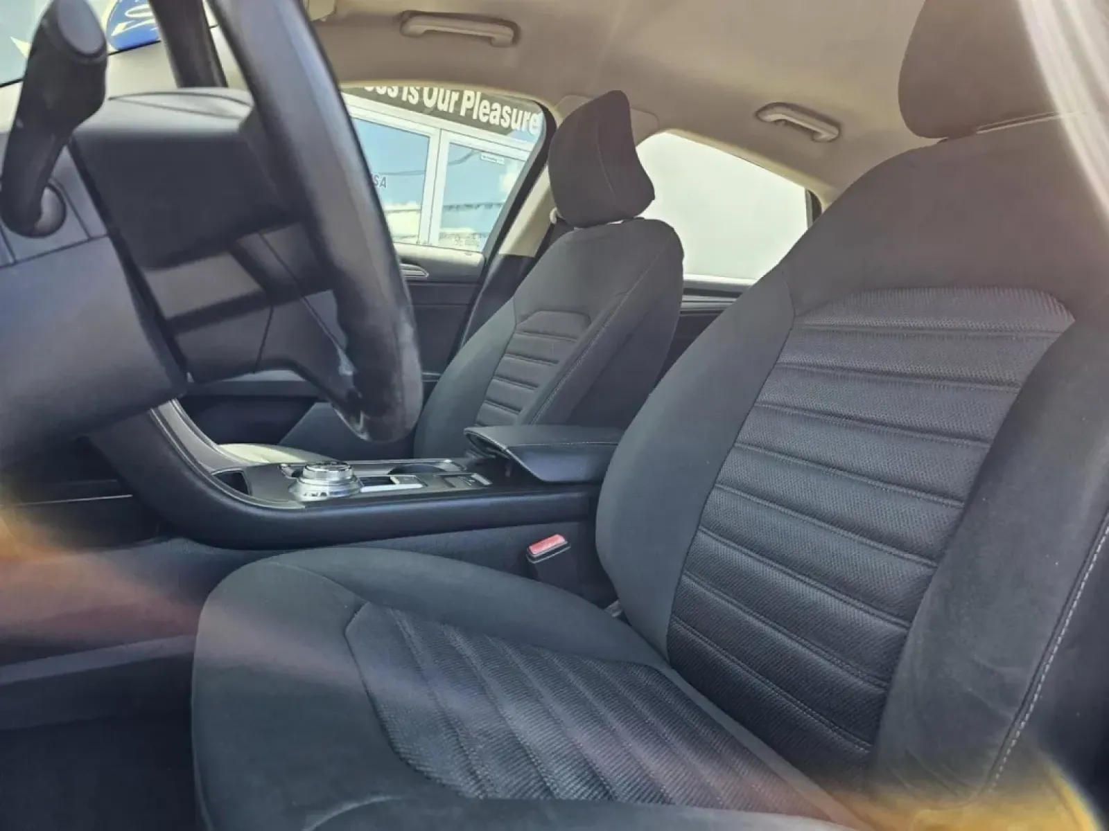 2018 Ford FUSION SE (3FA6P0H7XJR) with an Other engine, located at 502 South Main Street, Columbia City, IN, 46725, (260) 244-4645, 41.151382, -85.490578 - **Discover Your Perfect Sedan for Daily Adventures: 2018 Ford Fusion SE in Columbia City, IN**<br /> <br /> Are you in search of a stylish and reliable vehicle that fits seamlessly into your daily life? Look no further than this 2018 Ford Fusion SE, ideal for anyone from busy commuters to growing fa - Photo#2