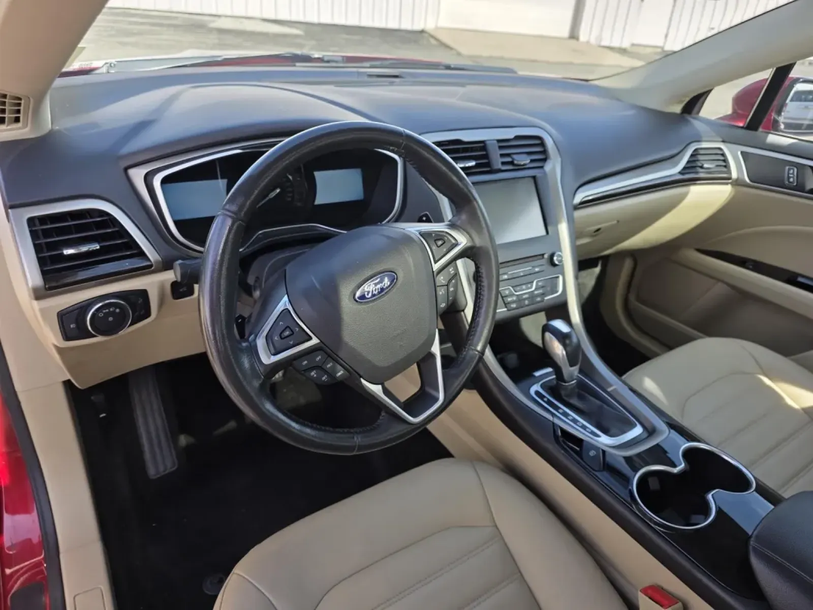 2016 Ford FUSION SE (3FA6P0H95GR) with an Other engine, located at 15 Petro Dr, Warsaw, IN, 46582, (574) 306-0055, 41.273563, -85.857544 - ### Discover the Perfect Blend of Style and Functionality with the 2016 Ford Fusion SE at Auto Credit<br /> <br /> If you're a commuter looking for an efficient ride or a growing family needing a reliable sedan for daily adventures, the 2016 Ford Fusion SE is the perfect match for your lifestyle. Th - Photo#3