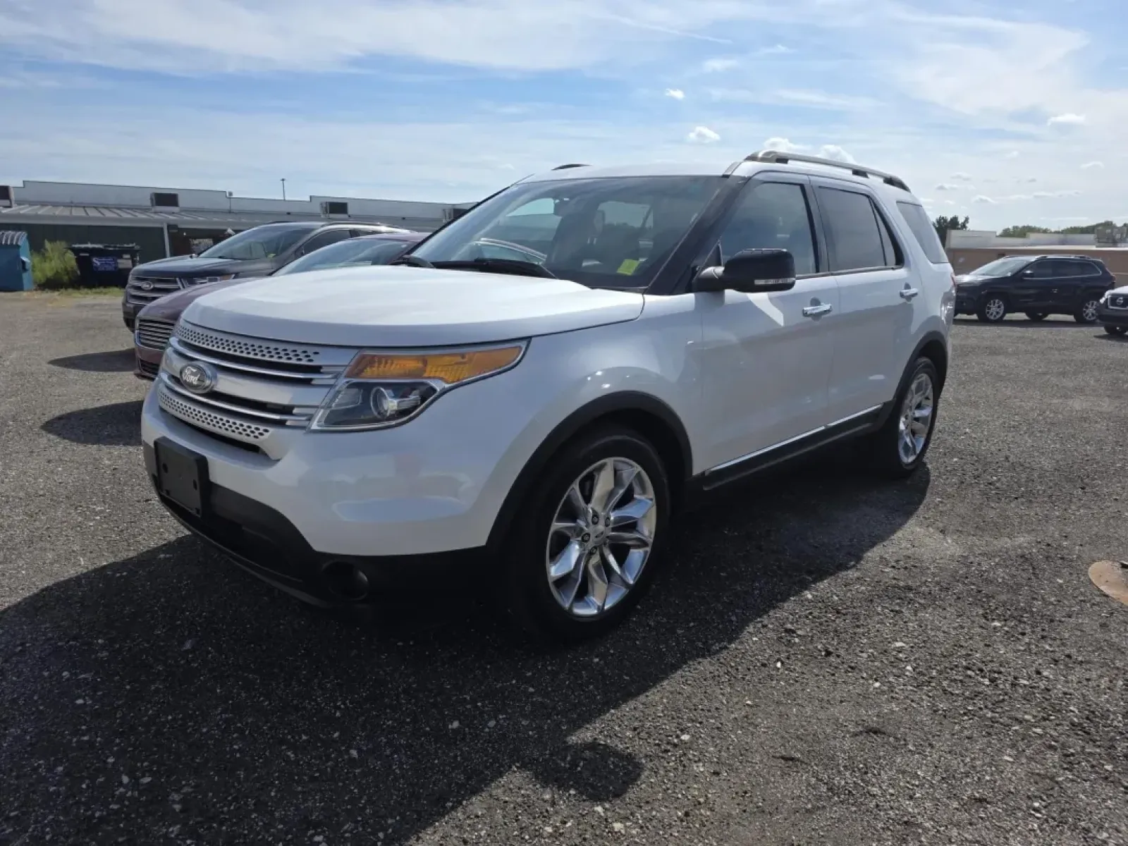 2015 Ford EXPLORER XLT (1FM5K7D86FG) with an Other engine, located at 15 Petro Dr, Warsaw, IN, 46582, (574) 306-0055, 41.273563, -85.857544 - Adventure awaits with this stunning 2015 Ford Explorer XLT, the perfect companion for families, commuters, and weekend warriors alike! Whether you're planning a family road trip to the scenic lakes of Warsaw, IN, or navigating through daily commutes, this versatile SUV is designed to meet all your l - Photo#1