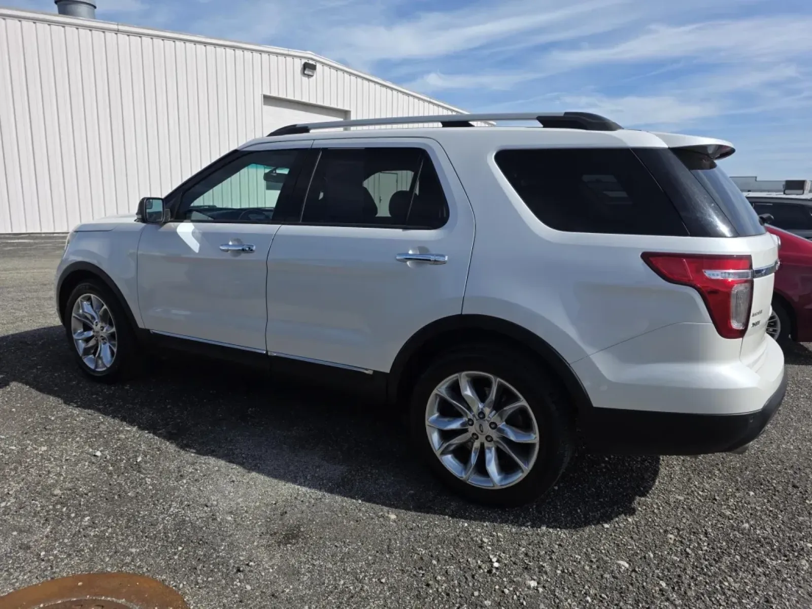 2015 Ford EXPLORER XLT (1FM5K7D86FG) with an Other engine, located at 15 Petro Dr, Warsaw, IN, 46582, (574) 306-0055, 41.273563, -85.857544 - Adventure awaits with this stunning 2015 Ford Explorer XLT, the perfect companion for families, commuters, and weekend warriors alike! Whether you're planning a family road trip to the scenic lakes of Warsaw, IN, or navigating through daily commutes, this versatile SUV is designed to meet all your l - Photo#1