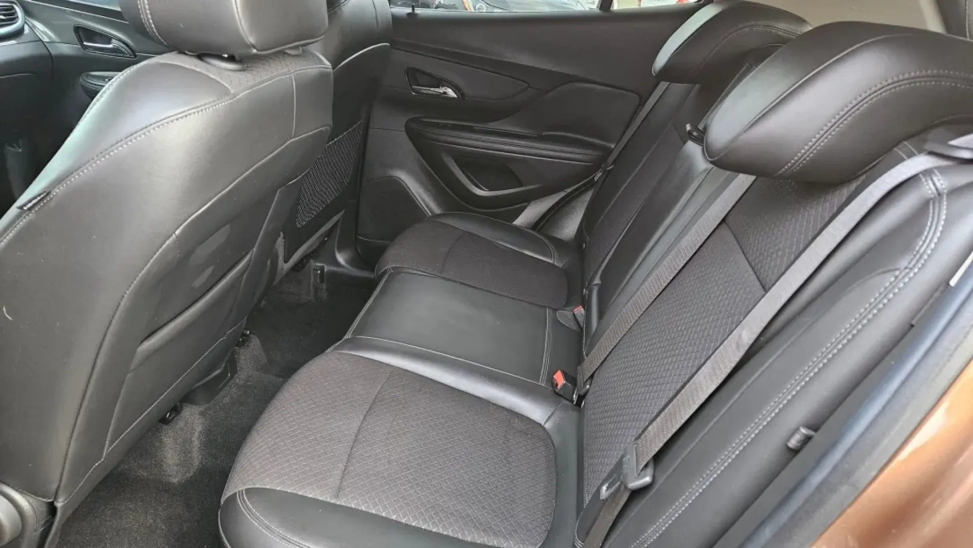 2017 Buick ENCORE PREFERRED II (KL4CJBSB4HB) with an Other engine, located at 5744 Central Avenue, Toledo, OH, 43615, (419) 724-0130, 41.676781, -83.682137 - **Unleash a New Adventure with the 2017 Buick Encore Preferred II**<br /> <br /> Are you ready to elevate your daily drive and weekend getaways? Look no further than the 2017 Buick Encore Preferred II, available now at Auto Credit in Toledo, Ohio. This stylish SUV not only offers a comfortable ride - Photo#5