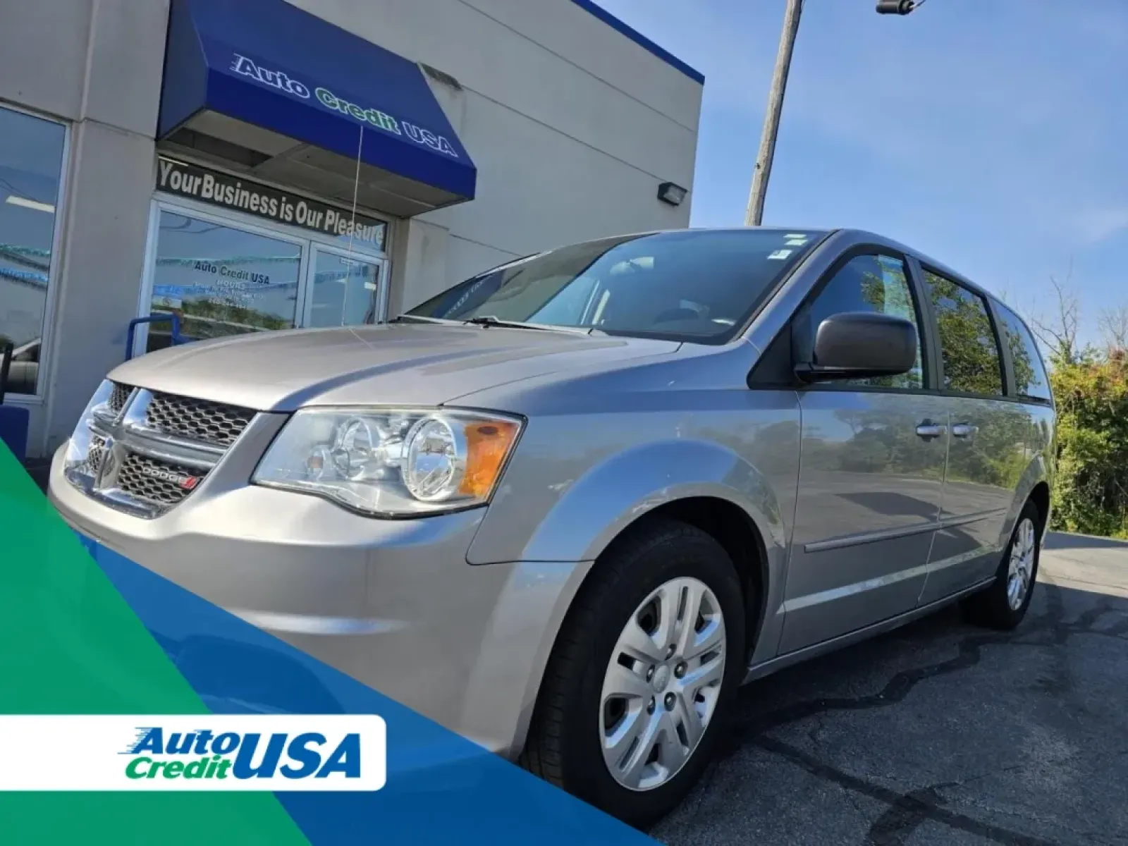 2019 Dodge Grand Caravan (2C4RDGCG8KR) with an Other engine, located at 502 South Main Street, Columbia City, IN, 46725, (260) 244-4645, 41.151382, -85.490578 - Are you ready to elevate family outings and weekend adventures? Look no further than this 2019 Dodge Grand Caravan, the ultimate vehicle designed for those who value space, comfort, and versatility. Whether you're shuttling the kids to soccer practice, embarking on a road trip, or simply running err - Photo#0