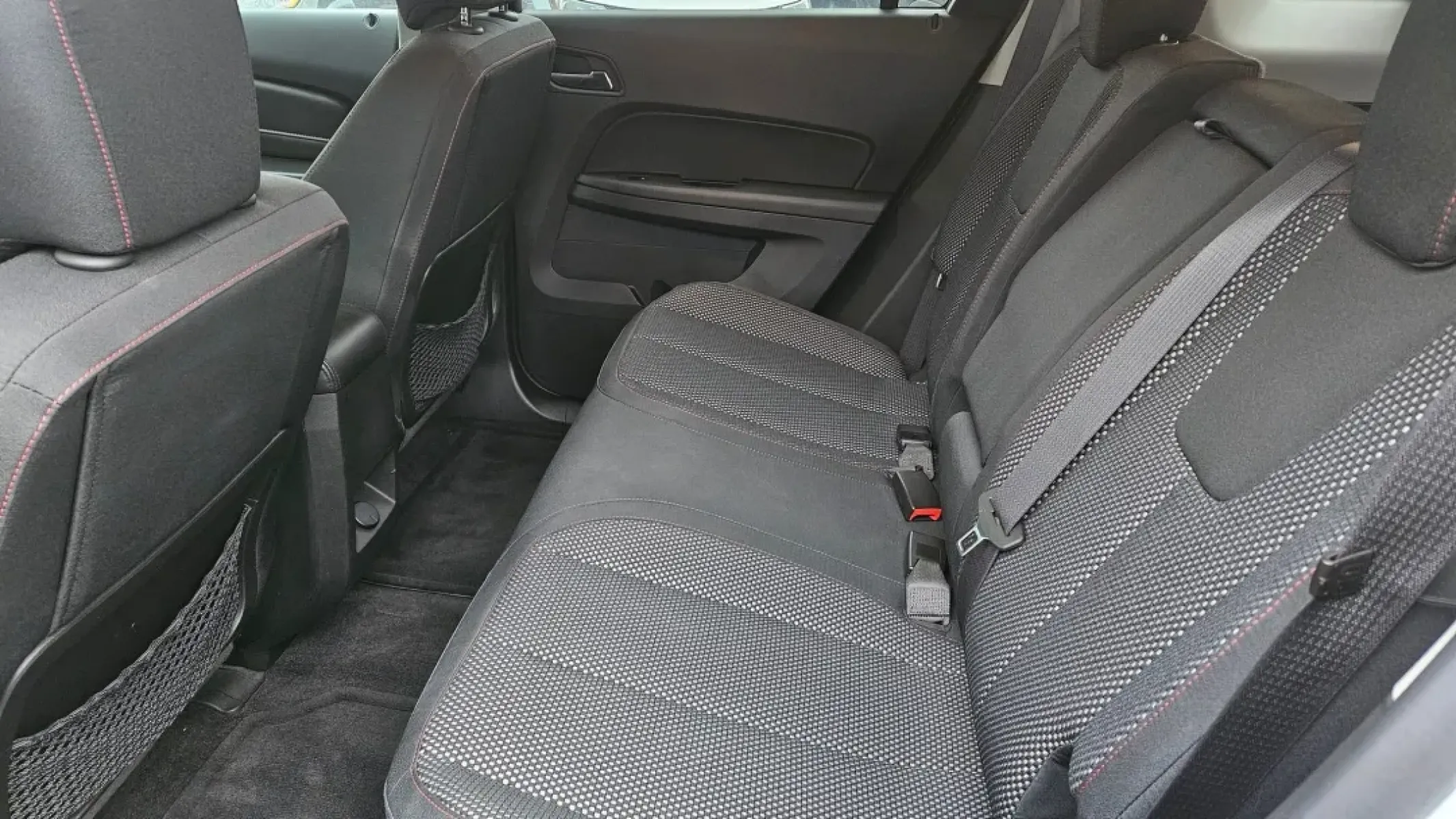 2016 GMC TERRAIN SLE2 (2GKFLNE30G6) with an Other engine, located at 5744 Central Avenue, Toledo, OH, 43615, (419) 724-0130, 41.676781, -83.682137 - **Discover the 2016 GMC Terrain SLE2: Your Perfect Family SUV for Toledo Adventures!**<br /> <br /> Are you on the hunt for the ideal family SUV that combines comfort, reliability, and style? Look no further than the 2016 GMC Terrain SLE2, now available at Auto Credit in Toledo, Ohio. This versatile - Photo#6