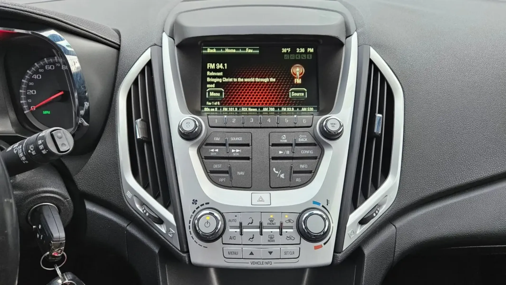 2016 GMC TERRAIN SLE2 (2GKFLNE30G6) with an Other engine, located at 5744 Central Avenue, Toledo, OH, 43615, (419) 724-0130, 41.676781, -83.682137 - **Discover the 2016 GMC Terrain SLE2: Your Perfect Family SUV for Toledo Adventures!**<br /> <br /> Are you on the hunt for the ideal family SUV that combines comfort, reliability, and style? Look no further than the 2016 GMC Terrain SLE2, now available at Auto Credit in Toledo, Ohio. This versatile - Photo#10