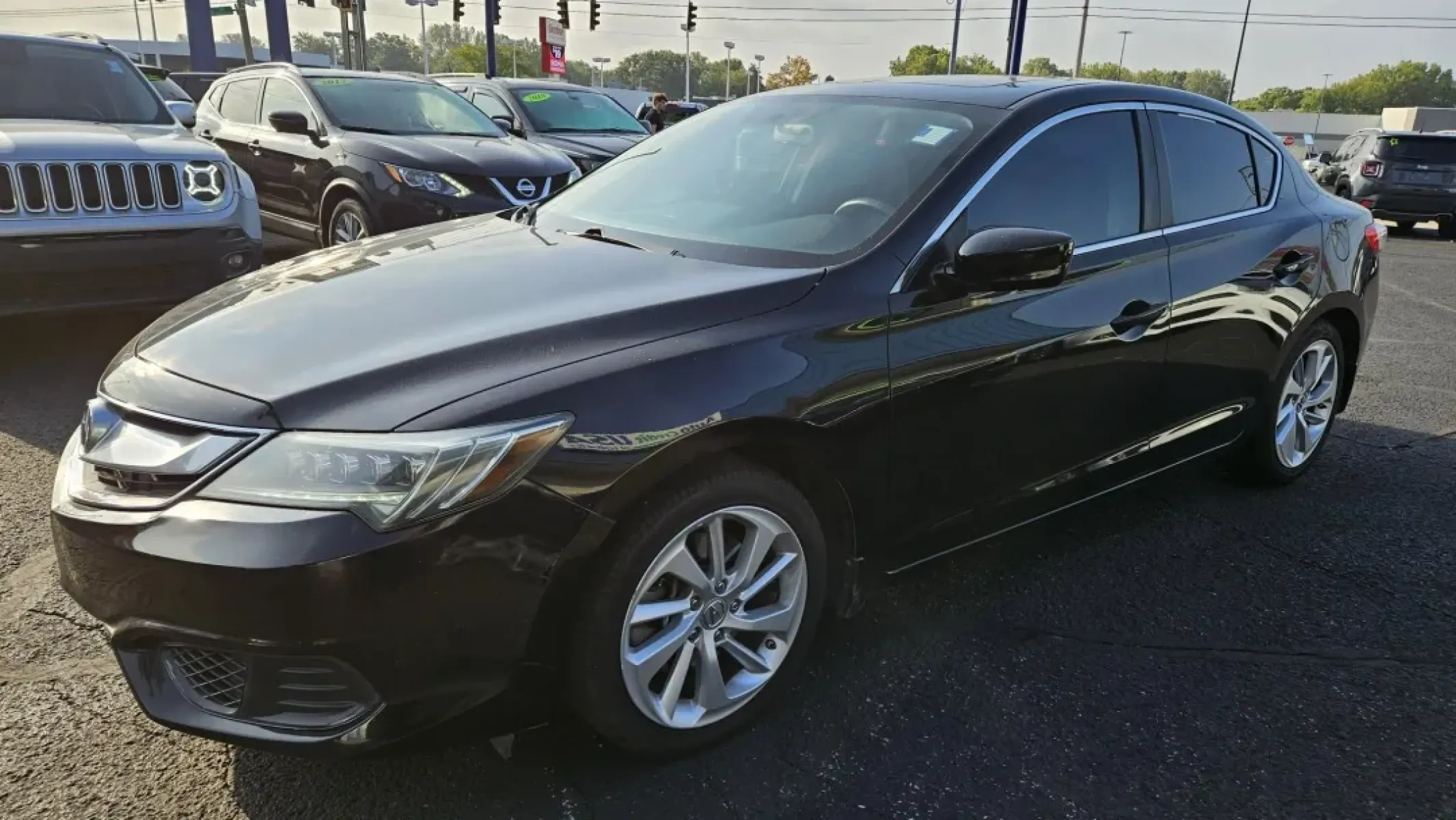 2017 Acura ILX BASE; BASE W/ACU (19UDE2F33HA) with an Other engine, located at 5744 Central Avenue, Toledo, OH, 43615, (419) 724-0130, 41.676781, -83.682137 - **Elevate Your Daily Drive with the 2017 Acura ILX BASE from Auto Credit in Toledo, OH!**<br /> <br /> Are you looking for a reliable sedan that fits seamlessly into your busy lifestyle? Whether you're commuting to work, running errands around Toledo, or planning a weekend trip, the 2017 Acura ILX B - Photo#1