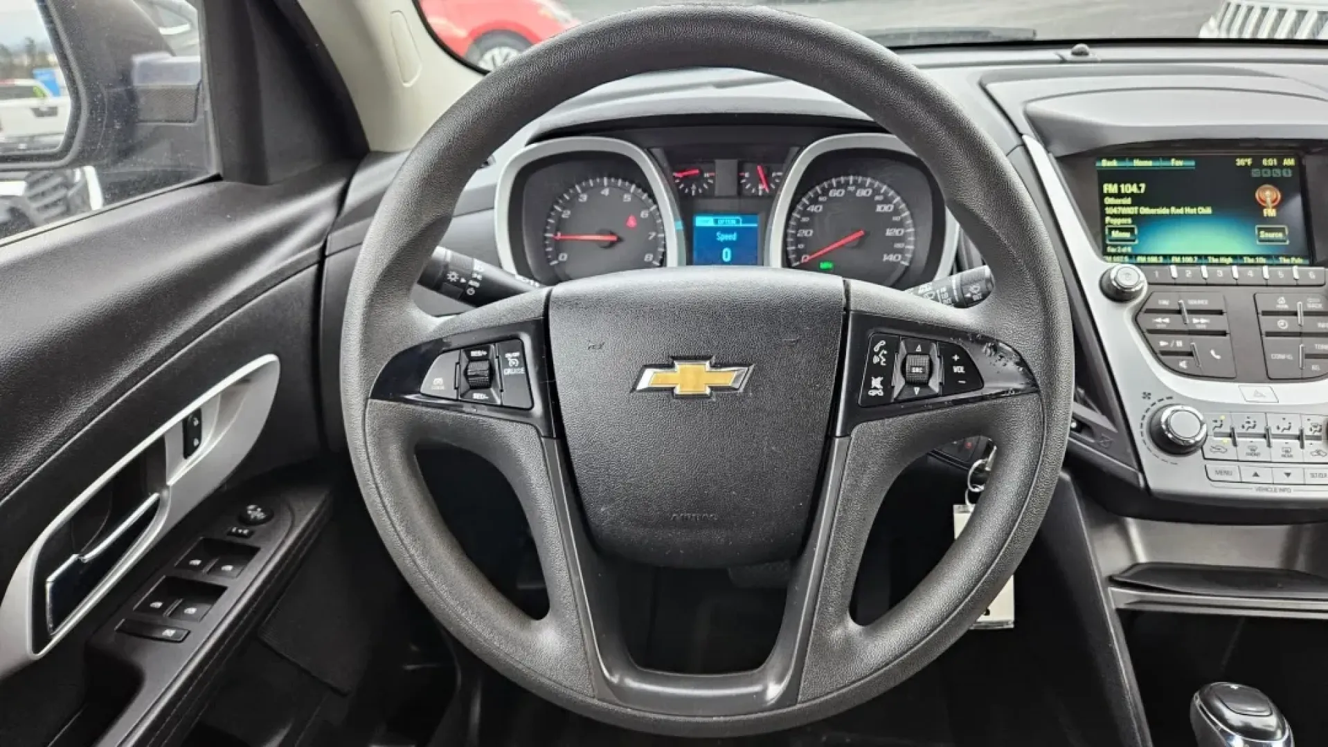 2017 Chevrolet EQUINOX LS (2GNALBEK6H1) with an Other engine, located at 5744 Central Avenue, Toledo, OH, 43615, (419) 724-0130, 41.676781, -83.682137 - **Explore Your Next Adventure with the 2017 Chevrolet Equinox LS at Auto Credit in Toledo, OH!**<br /> <br /> Are you ready to elevate your lifestyle with a vehicle that perfectly balances comfort, capability, and style? Look no further than the 2017 Chevrolet Equinox LS, now available at Auto Credi - Photo#8