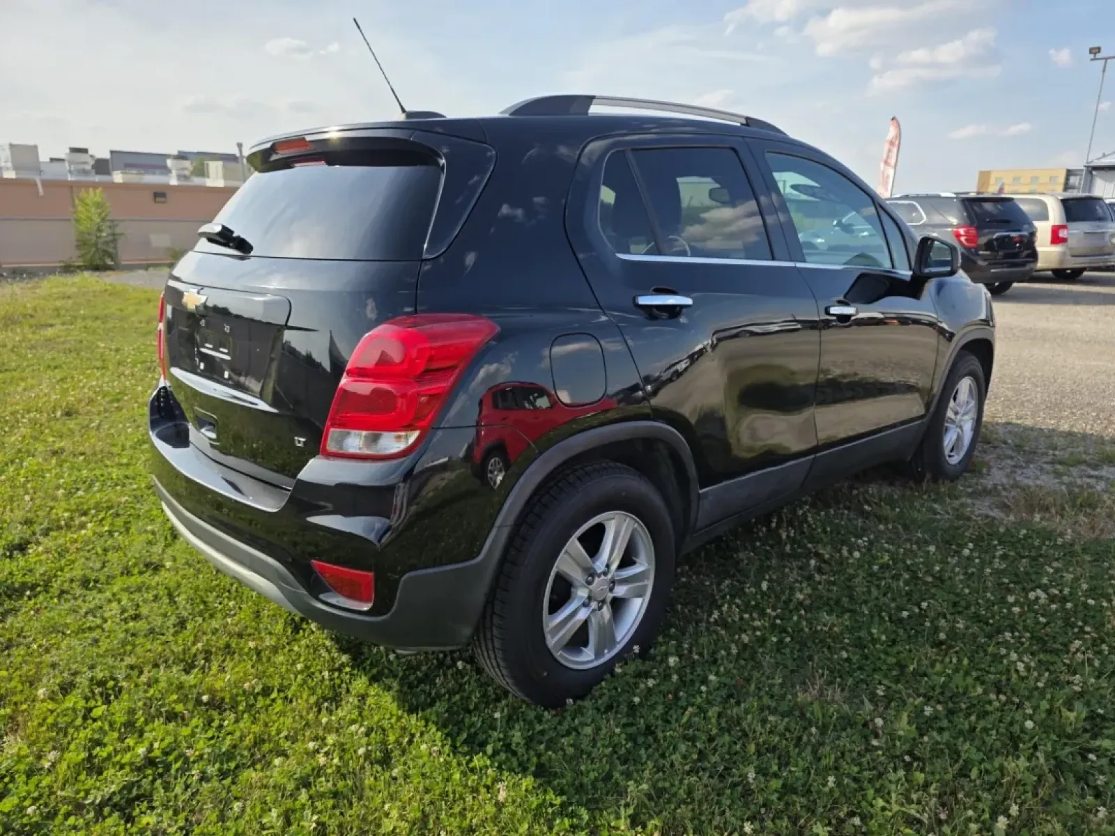 2020 Chevrolet TRAX 1LT (KL7CJLSB0LB) with an Other engine, located at 15 Petro Dr, Warsaw, IN, 46582, (574) 306-0055, 41.273563, -85.857544 - Embrace the freedom of the open road with the 2020 Chevrolet Trax 1LT, a versatile and stylish wagon that's perfect for budget-conscious buyers seeking a reliable vehicle for daily commutes or family adventures. Whether you're navigating the bustling streets of Warsaw or heading out for a weekend ge - Photo#7