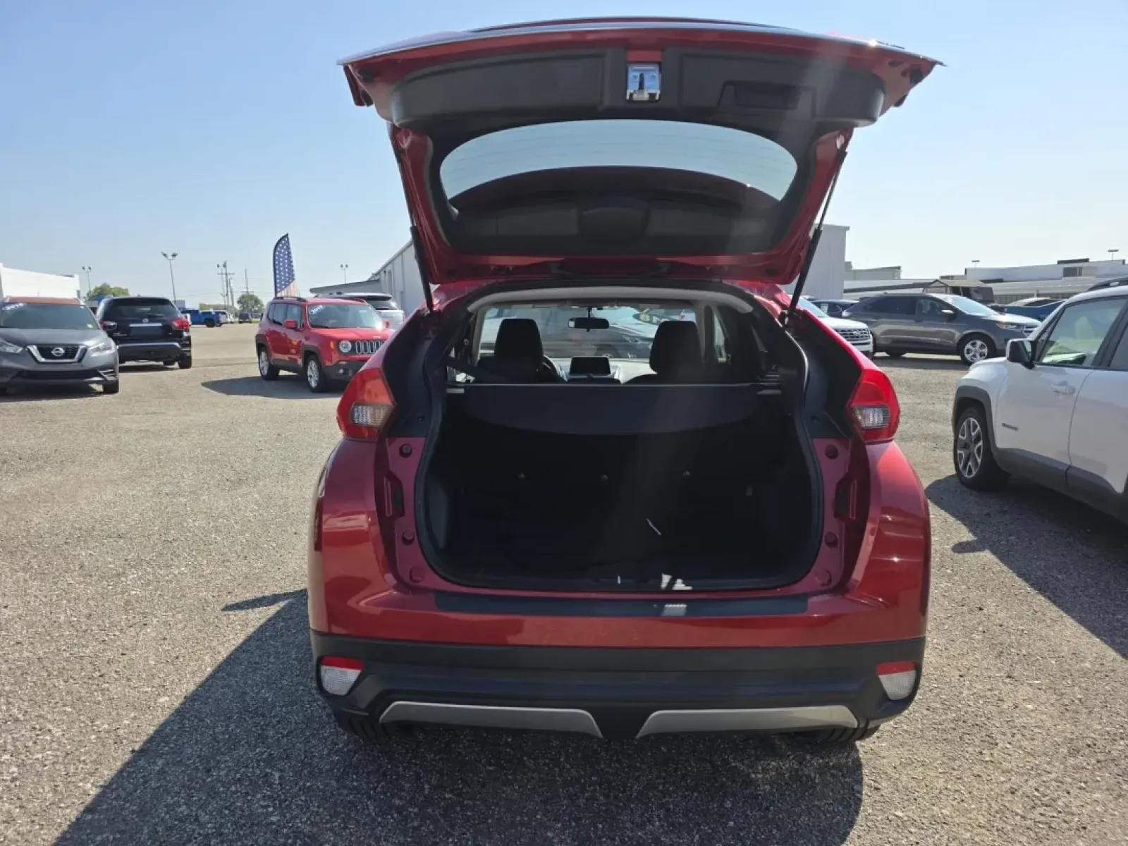 2018 Mitsubishi ECLIPSE CROSS SE; SE (JA4AT5AA4JZ) with an Other engine, located at 15 Petro Dr, Warsaw, IN, 46582, (574) 306-0055, 41.273563, -85.857544 - **Unleash Adventure with the 2018 Mitsubishi Eclipse Cross SE!**<br /> <br /> Are you ready to elevate your daily commute or weekend adventures? The 2018 Mitsubishi Eclipse Cross SE is the perfect companion for budget-conscious buyers who crave style and versatility in a compact wagon. With ample sp - Photo#7