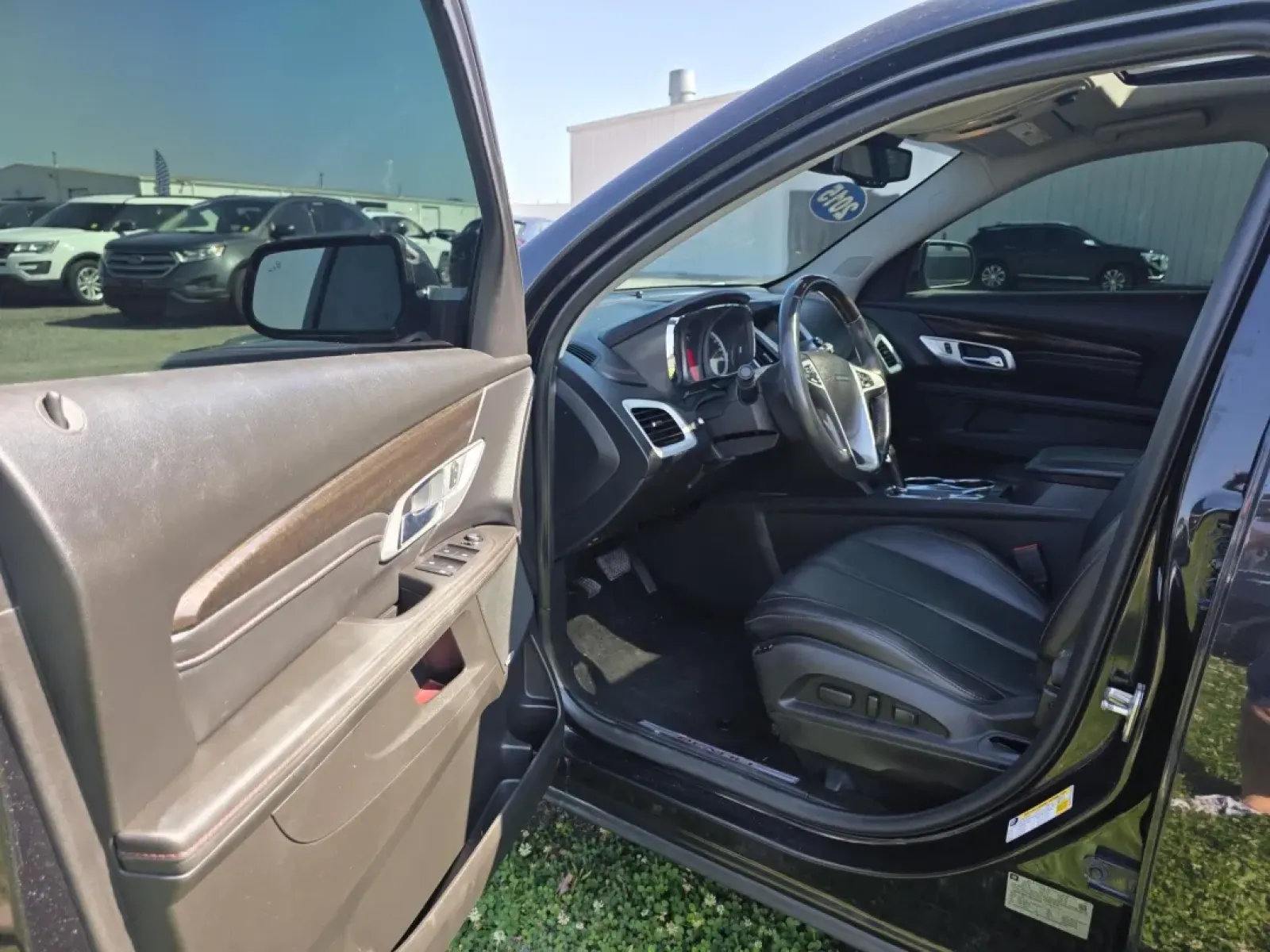 2015 GMC TERRAIN DENALI (2GKFLZEK7F6) with an Other engine, located at 15 Petro Dr, Warsaw, IN, 46582, (574) 306-0055, 41.273563, -85.857544 - **Discover Your Next Adventure with the 2015 GMC Terrain Denali at Auto Credit!**<br /> <br /> Are you ready to elevate your driving experience while enjoying the perfect blend of comfort, style, and versatility? Meet the 2015 GMC Terrain Denali, the ideal vehicle for growing families, weekend adven - Photo#2