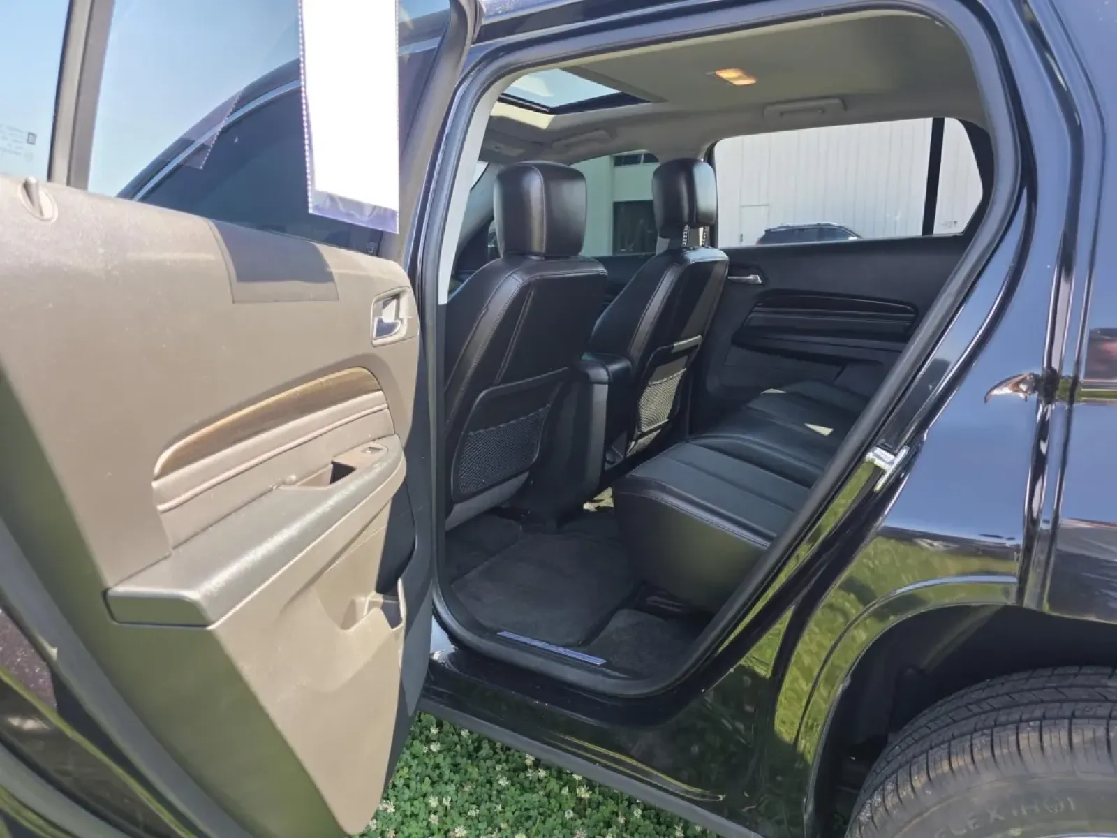 2015 GMC TERRAIN DENALI (2GKFLZEK7F6) with an Other engine, located at 15 Petro Dr, Warsaw, IN, 46582, (574) 306-0055, 41.273563, -85.857544 - **Discover Your Next Adventure with the 2015 GMC Terrain Denali at Auto Credit!**<br /> <br /> Are you ready to elevate your driving experience while enjoying the perfect blend of comfort, style, and versatility? Meet the 2015 GMC Terrain Denali, the ideal vehicle for growing families, weekend adven - Photo#6