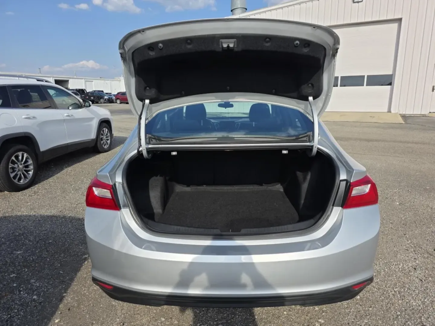 2017 Chevrolet MALIBU LT (1LT) (1G1ZE5ST8HF) with an Other engine, located at 15 Petro Dr, Warsaw, IN, 46582, (574) 306-0055, 41.273563, -85.857544 - Are you searching for a dependable vehicle that combines style, comfort, and technology? Look no further than this stunning 2017 Chevrolet Malibu LT (1LT), available now at Auto Credit in Warsaw, Indiana! Perfect for growing families and busy commuters, this sedan is designed to elevate your daily d - Photo#6