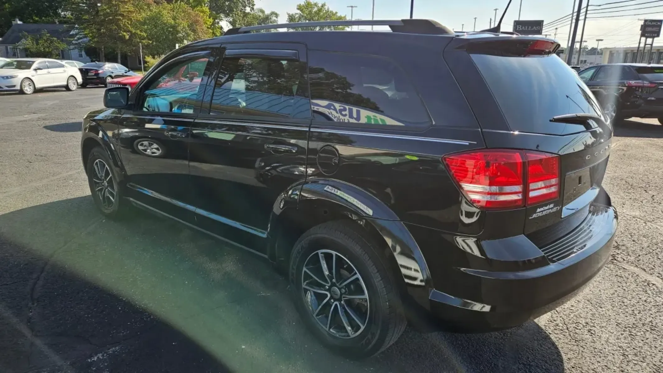 2018 Dodge Journey (3C4PDCAB7JT) with an Other engine, located at 5744 Central Avenue, Toledo, OH, 43615, (419) 724-0130, 41.676781, -83.682137 - **Adventure Awaits: 2018 Dodge Journey - Your Next Family SUV!**<br /> <br /> Embrace the journey of life with the 2018 Dodge Journey, a versatile SUV designed for families on the go and adventurers at heart! Whether you're navigating the bustling streets of Toledo or embarking on a weekend getaway - Photo#3