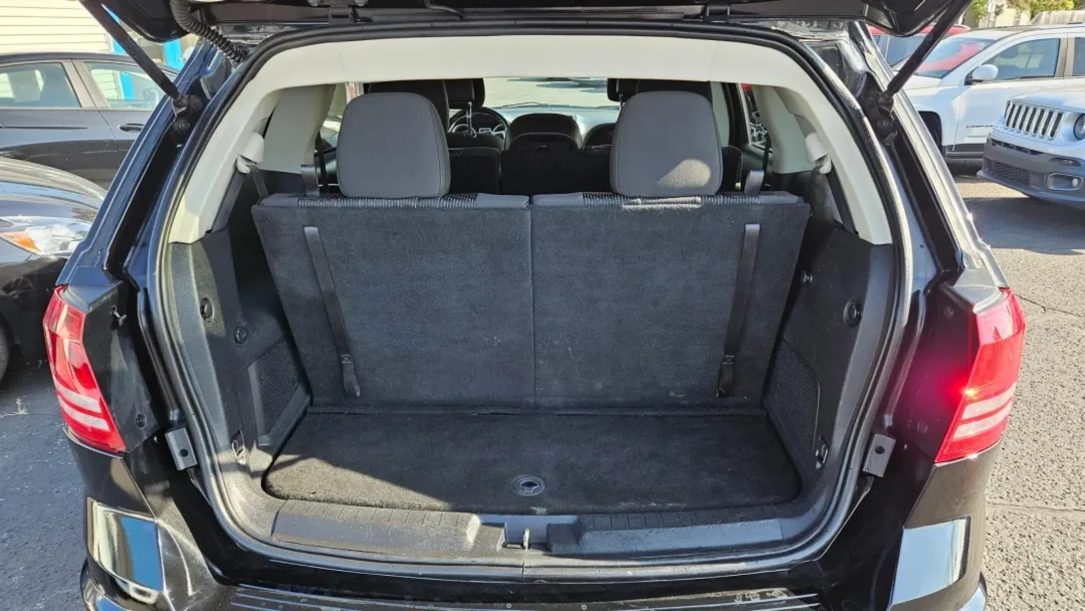 2018 Dodge Journey (3C4PDCAB7JT) with an Other engine, located at 5744 Central Avenue, Toledo, OH, 43615, (419) 724-0130, 41.676781, -83.682137 - **Adventure Awaits: 2018 Dodge Journey - Your Next Family SUV!**<br /> <br /> Embrace the journey of life with the 2018 Dodge Journey, a versatile SUV designed for families on the go and adventurers at heart! Whether you're navigating the bustling streets of Toledo or embarking on a weekend getaway - Photo#5