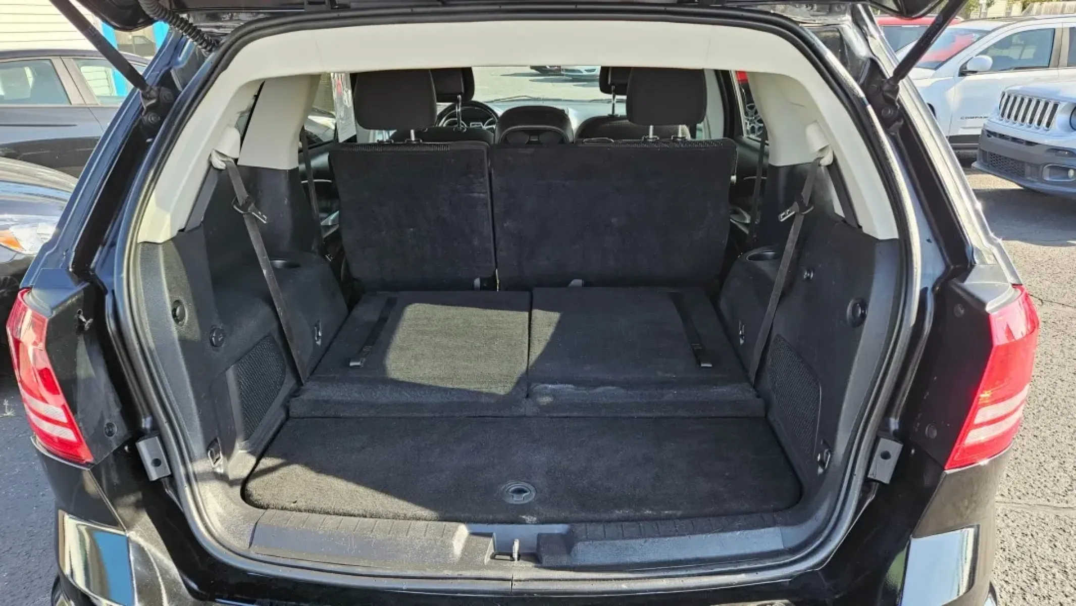 2018 Dodge Journey (3C4PDCAB7JT) with an Other engine, located at 5744 Central Avenue, Toledo, OH, 43615, (419) 724-0130, 41.676781, -83.682137 - **Adventure Awaits: 2018 Dodge Journey - Your Next Family SUV!**<br /> <br /> Embrace the journey of life with the 2018 Dodge Journey, a versatile SUV designed for families on the go and adventurers at heart! Whether you're navigating the bustling streets of Toledo or embarking on a weekend getaway - Photo#6