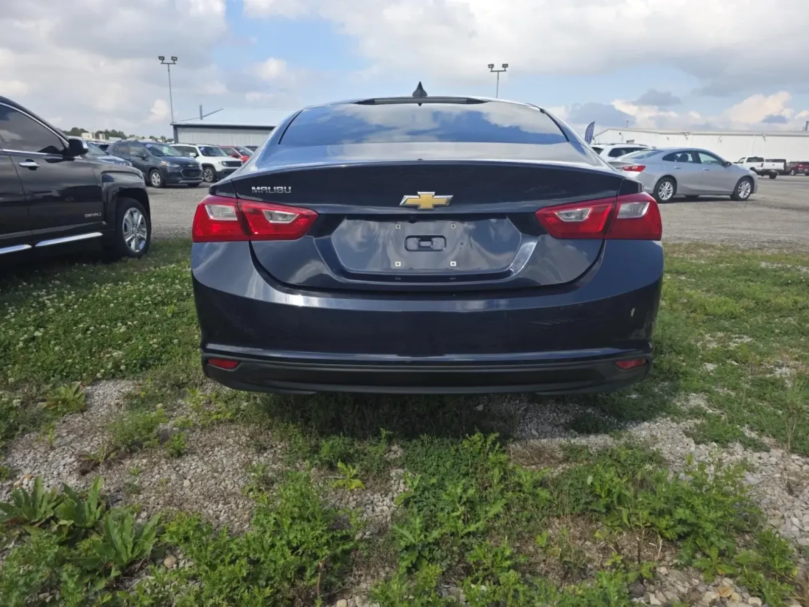 2018 Chevrolet MALIBU LS (1LS) (1G1ZB5ST0JF) with an Other engine, located at 15 Petro Dr, Warsaw, IN, 46582, (574) 306-0055, 41.273563, -85.857544 - Are you searching for a reliable sedan that fits seamlessly into your everyday life? Look no further than this stunning 2018 Chevrolet Malibu LS, available now at Auto Credit in Warsaw, Indiana. At our Buy Here Pay Here dealership, we specialize in helping customers like you, regardless of credit hi - Photo#2