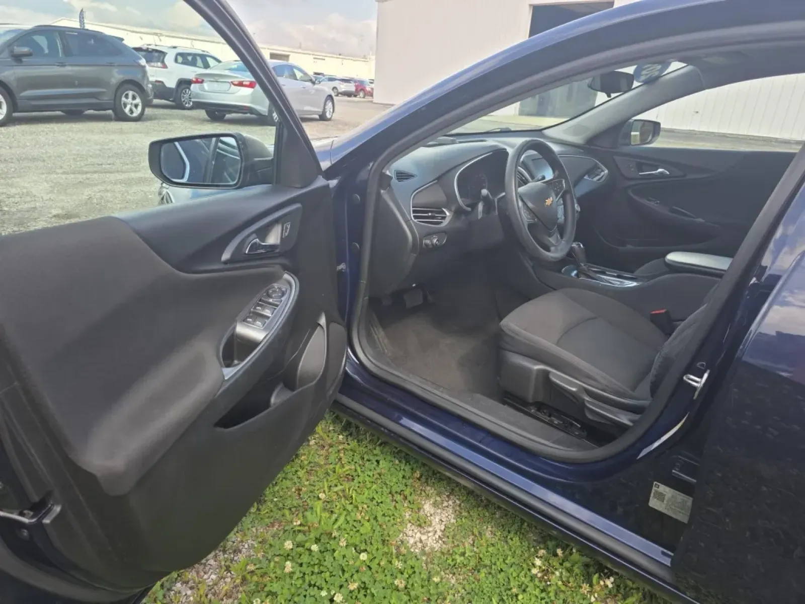 2018 Chevrolet MALIBU LS (1LS) (1G1ZB5ST0JF) with an Other engine, located at 15 Petro Dr, Warsaw, IN, 46582, (574) 306-0055, 41.273563, -85.857544 - Are you searching for a reliable sedan that fits seamlessly into your everyday life? Look no further than this stunning 2018 Chevrolet Malibu LS, available now at Auto Credit in Warsaw, Indiana. At our Buy Here Pay Here dealership, we specialize in helping customers like you, regardless of credit hi - Photo#8