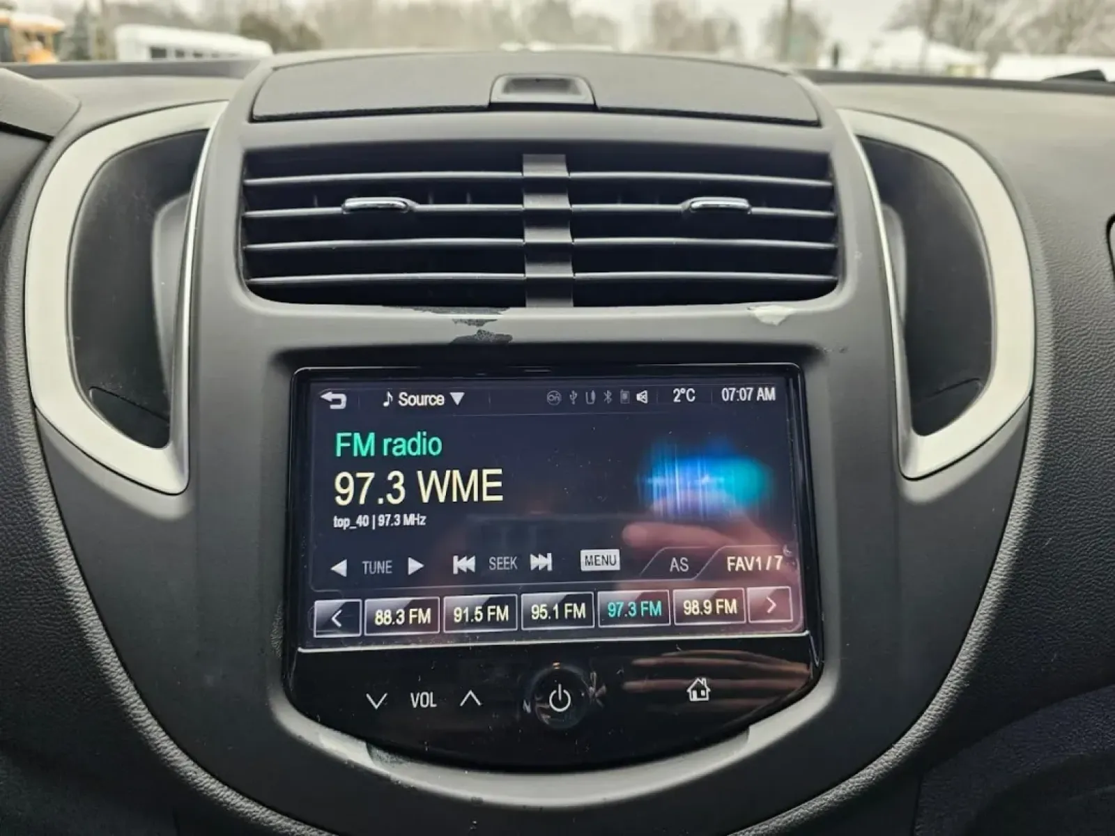 2016 Chevrolet TRAX LS (3GNCJKSB7GL) with an Other engine, located at 502 South Main Street, Columbia City, IN, 46725, (260) 244-4645, 41.151382, -85.490578 - **Unleash Your Adventurous Spirit with This 2016 Chevrolet Trax LS Perfect for All Your Weekend Getaways!**<br /> <br /> Are you ready to elevate your lifestyle with a vehicle that combines versatility, style, and practicality? Look no further than this stunning 2016 Chevrolet Trax LS, designed for - Photo#4