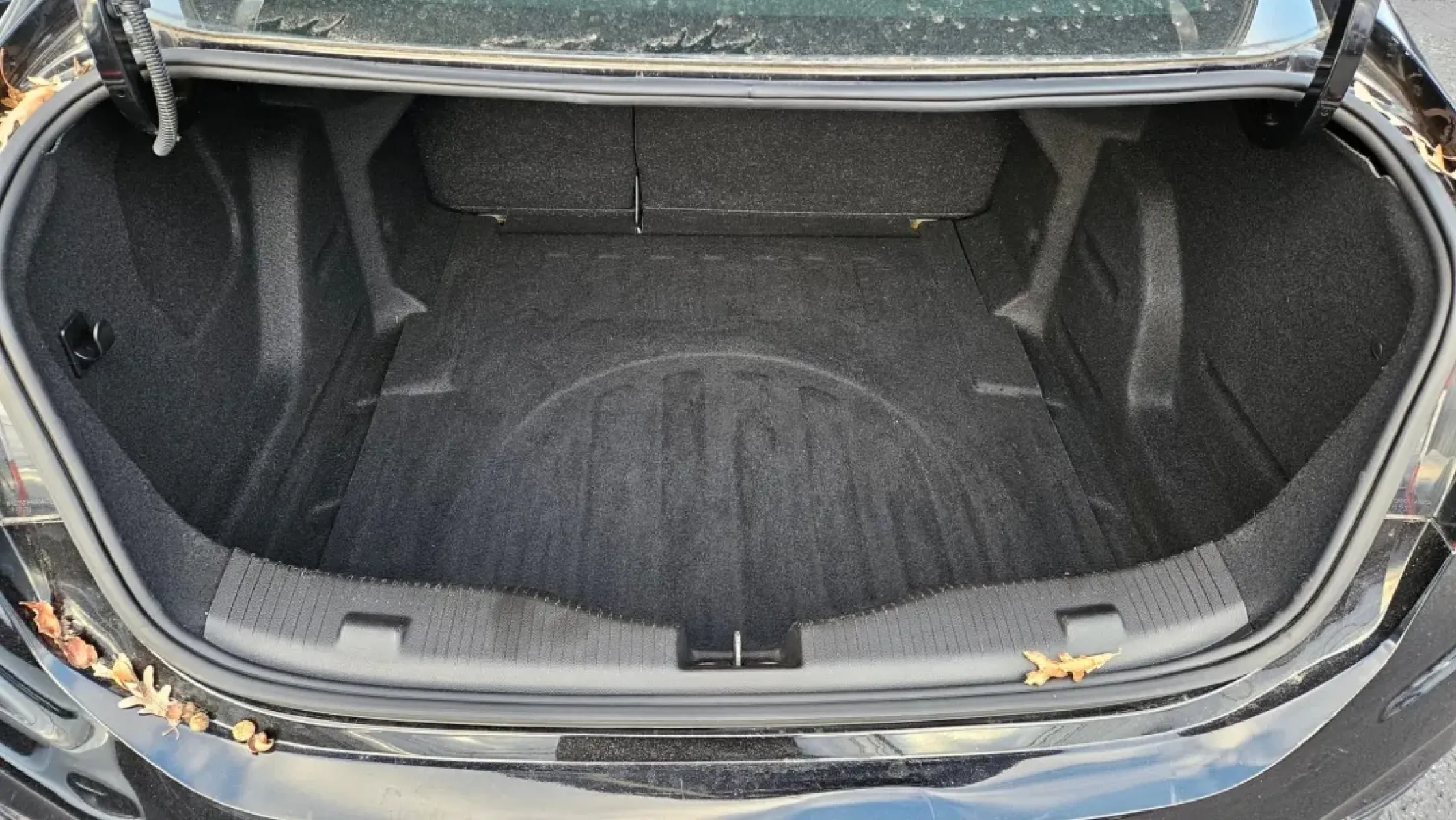 2018 Chevrolet CRUZE LT (1G1BE5SM0J7) with an Other engine, located at 5744 Central Avenue, Toledo, OH, 43615, (419) 724-0130, 41.676781, -83.682137 - Are you searching for the perfect vehicle that seamlessly fits into your busy lifestyle? Look no further than this versatile 2018 Chevrolet CRUZE LT, ideal for growing families, daily commuters, or anyone who enjoys the freedom of the open road. With its sleek black exterior and comfortable interior - Photo#4