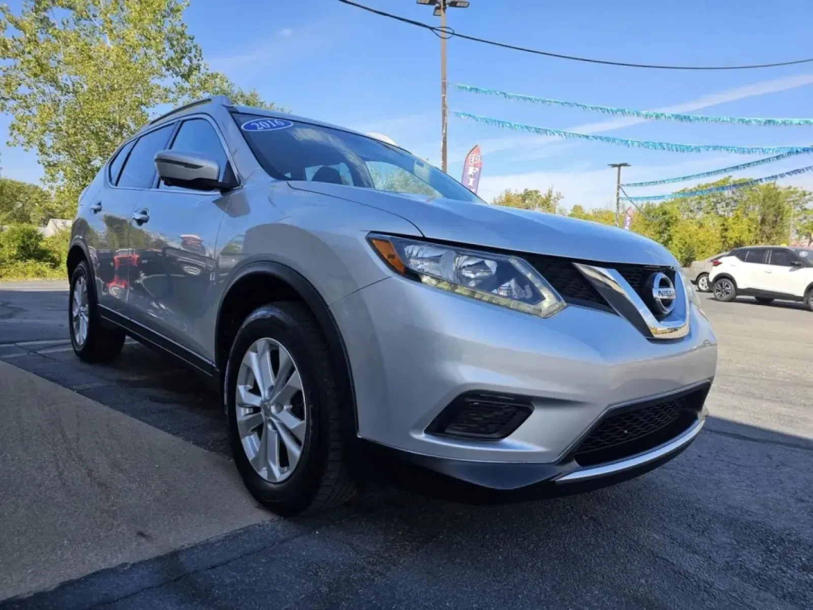 2016 Nissan Rogue (JN8AT2MT7GW) with an Other engine, located at 502 South Main Street, Columbia City, IN, 46725, (260) 244-4645, 41.151382, -85.490578 - Unleash your adventurous spirit and elevate your daily drives with this remarkable 2016 Nissan Rogue, now available at Auto Credit in Columbia City, Indiana. Whether you're navigating through busy urban streets, embarking on weekend getaways, or simply looking for a reliable family vehicle, this SUV - Photo#1