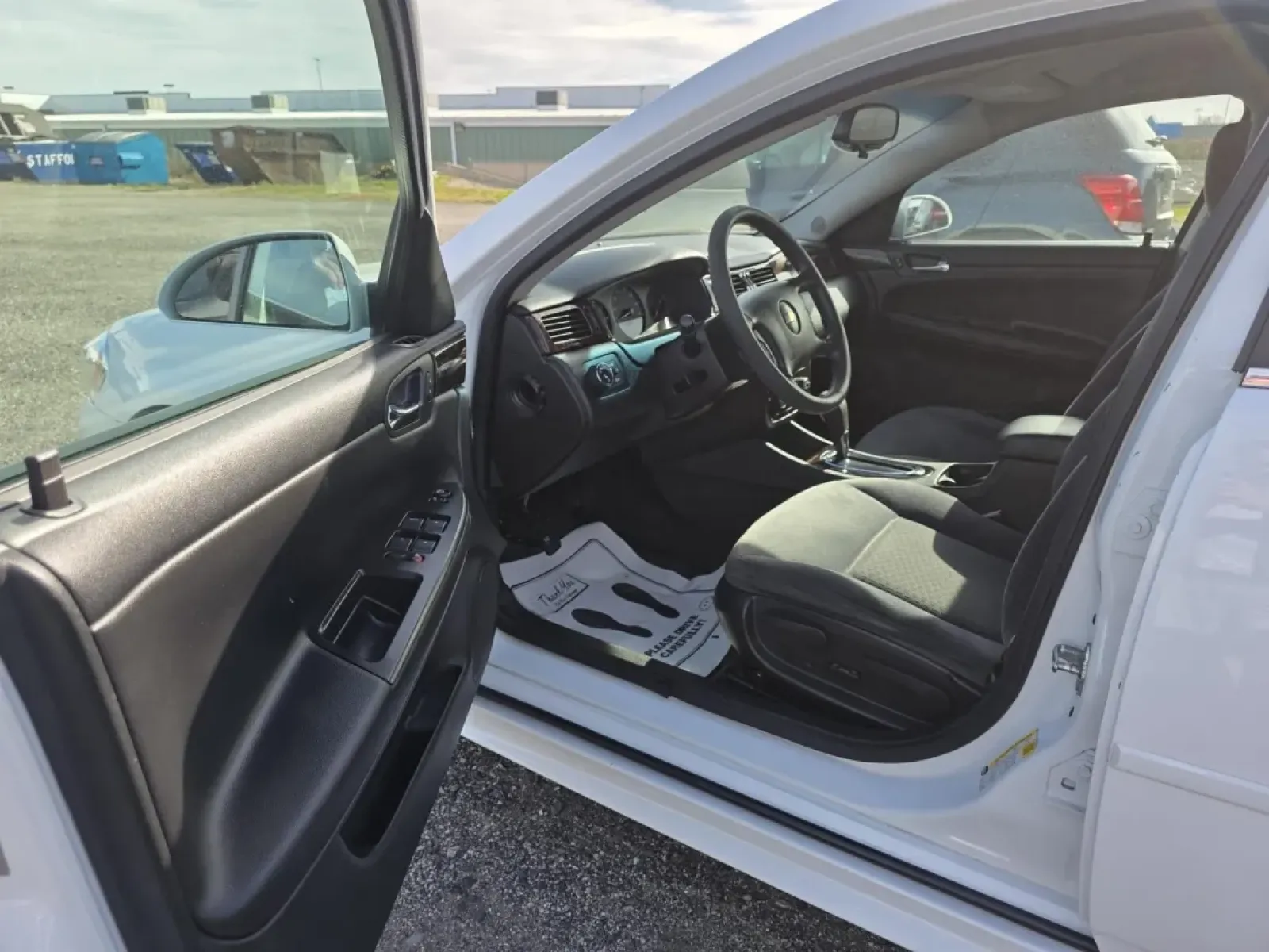 2015 Chevrolet IMPALA LIMITED LS (2G1WA5E39F1) with an Other engine, located at 15 Petro Dr, Warsaw, IN, 46582, (574) 306-0055, 41.273563, -85.857544 - **Drive into Luxury and Comfort with the 2015 Chevrolet Impala Limited LS!**<br /> <br /> Are you searching for a reliable sedan that combines style, comfort, and practicality for your next adventure or daily commute? Look no further than this stunning 2015 Chevrolet Impala Limited LS, available now - Photo#3