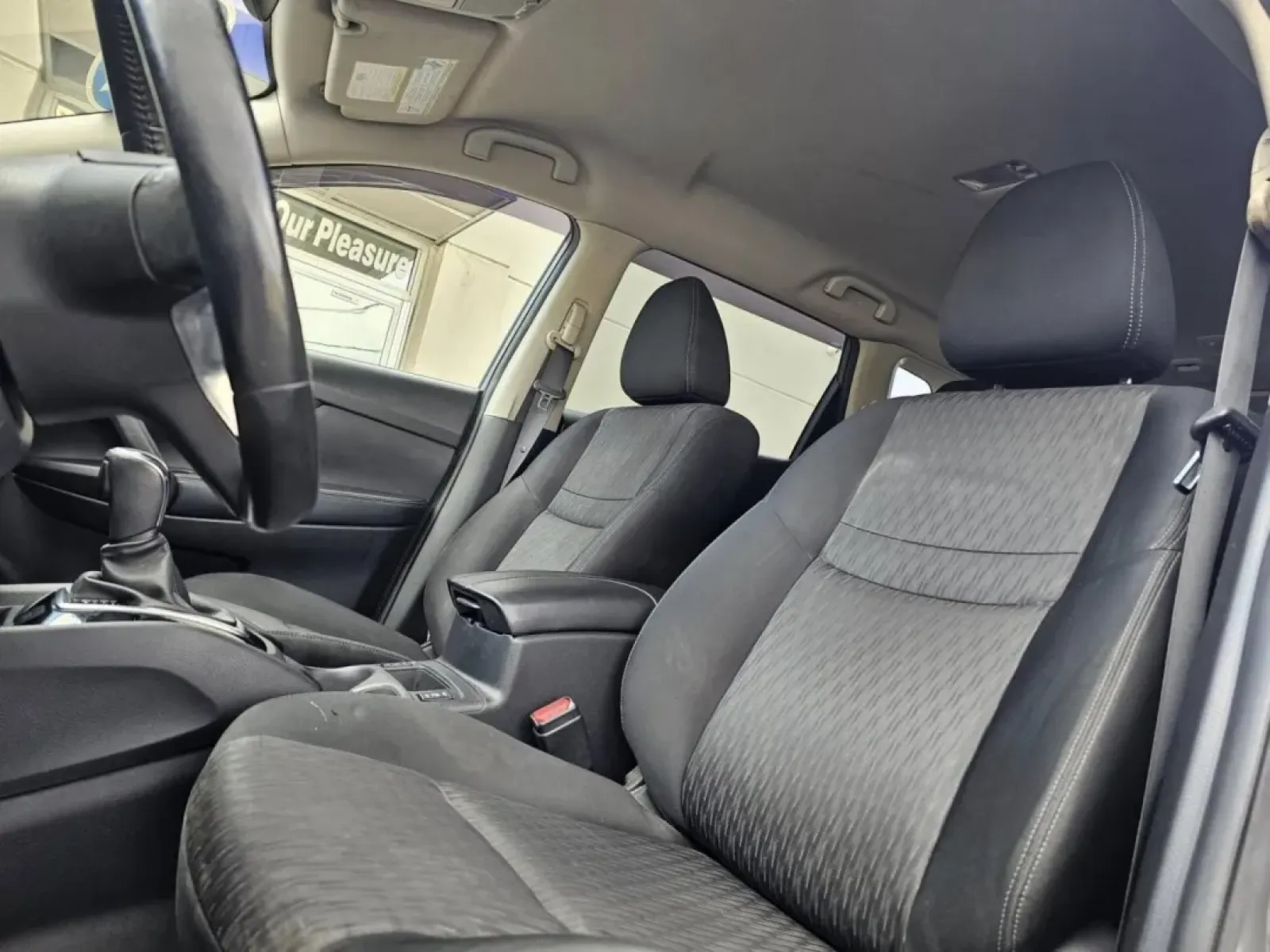 2019 Nissan Rogue (JN8AT2MT2KW) with an Other engine, located at 502 South Main Street, Columbia City, IN, 46725, (260) 244-4645, 41.151382, -85.490578 - Are you ready to elevate your family adventures with a versatile and stylish vehicle? Look no further than the 2019 Nissan Rogue, a perfect companion for both everyday commutes and weekend getaways. This SUV not only offers ample space for growing families but also comes equipped with modern tech an - Photo#2