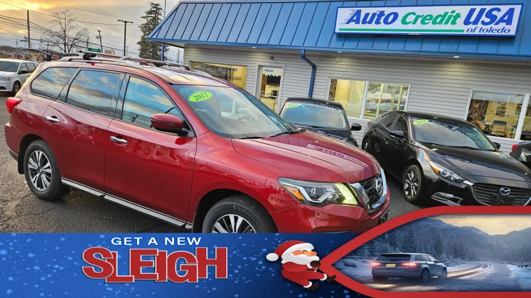 photo of 2017 Nissan PATHFINDER S; SL; PL 