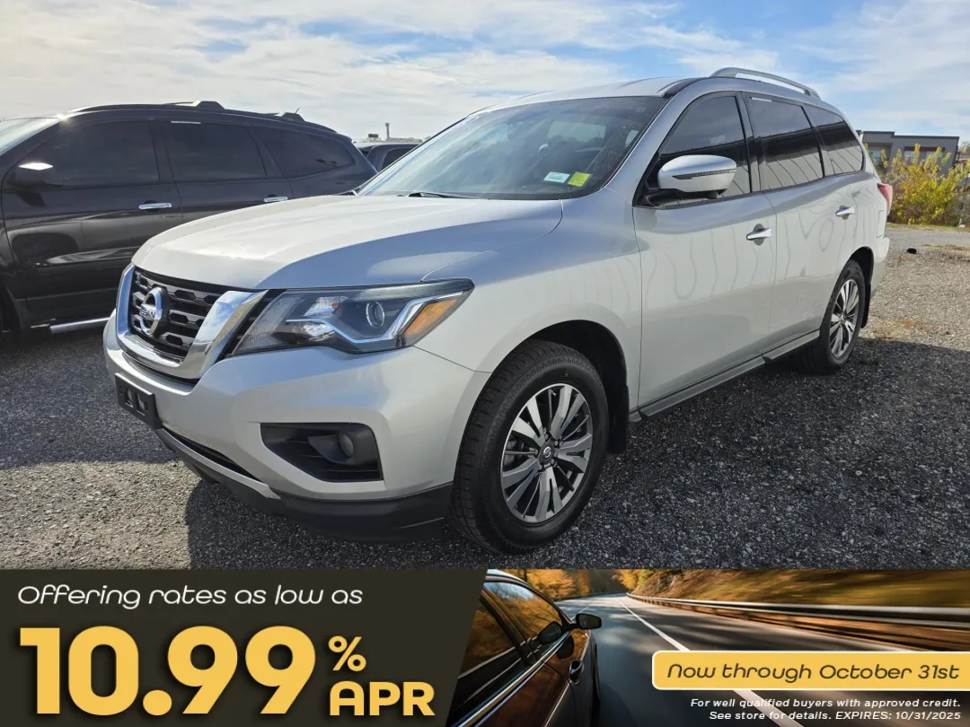 photo of 2018 Nissan PATHFINDER S; SL; PL 