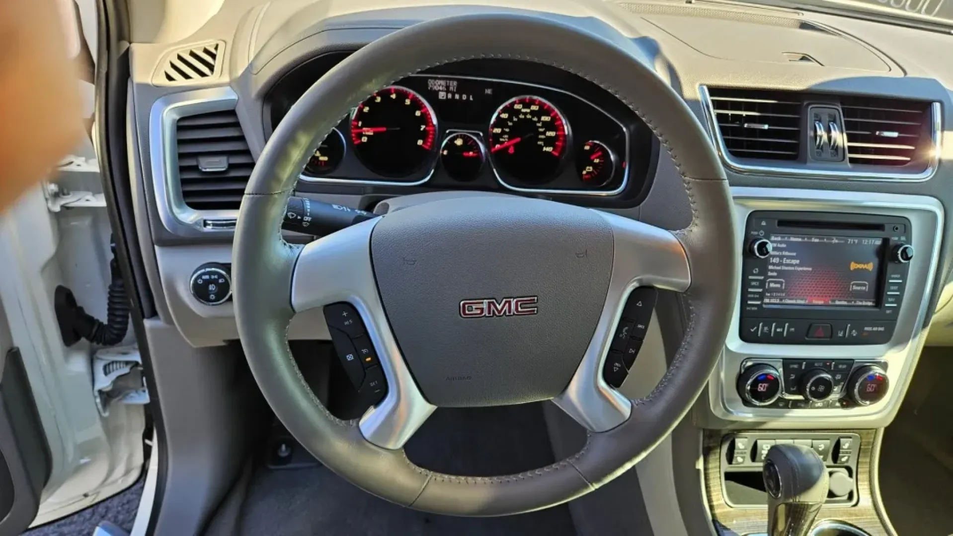 2015 GMC Acadia (1GKKRRKD0FJ) with an Other engine, located at 5744 Central Avenue, Toledo, OH, 43615, (419) 724-0130, 41.676781, -83.682137 - **Unleash Your Adventurous Spirit with the 2015 GMC Acadia - Perfect for Family Journeys and Weekend Getaways!**<br /> <br /> Are you in search of a versatile and spacious vehicle that can easily accommodate your growing family or weekend adventures? Look no further! The 2015 GMC Acadia is the perfe - Photo#10