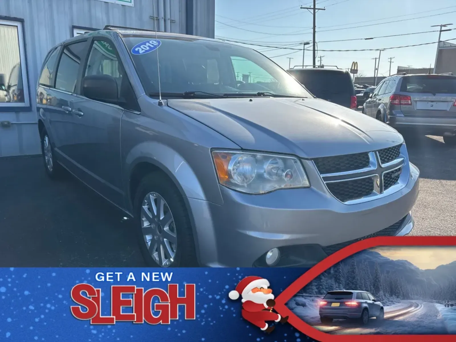 2019 Dodge Grand Caravan (2C4RDGCG6KR) with an Other engine, located at 100 West Coliseum Boulevard, Fort Wayne, IN, 46805, (260) 471-0567, 41.118340, -85.141014 - Are you a growing family looking for the perfect vehicle to support your busy lifestyle? Or perhaps you're someone who loves weekend adventures but needs something reliable and spacious? Look no further than this 2019 Dodge Grand Caravan, available now at Auto Credit in Fort Wayne, Indiana. This ver - Photo#0