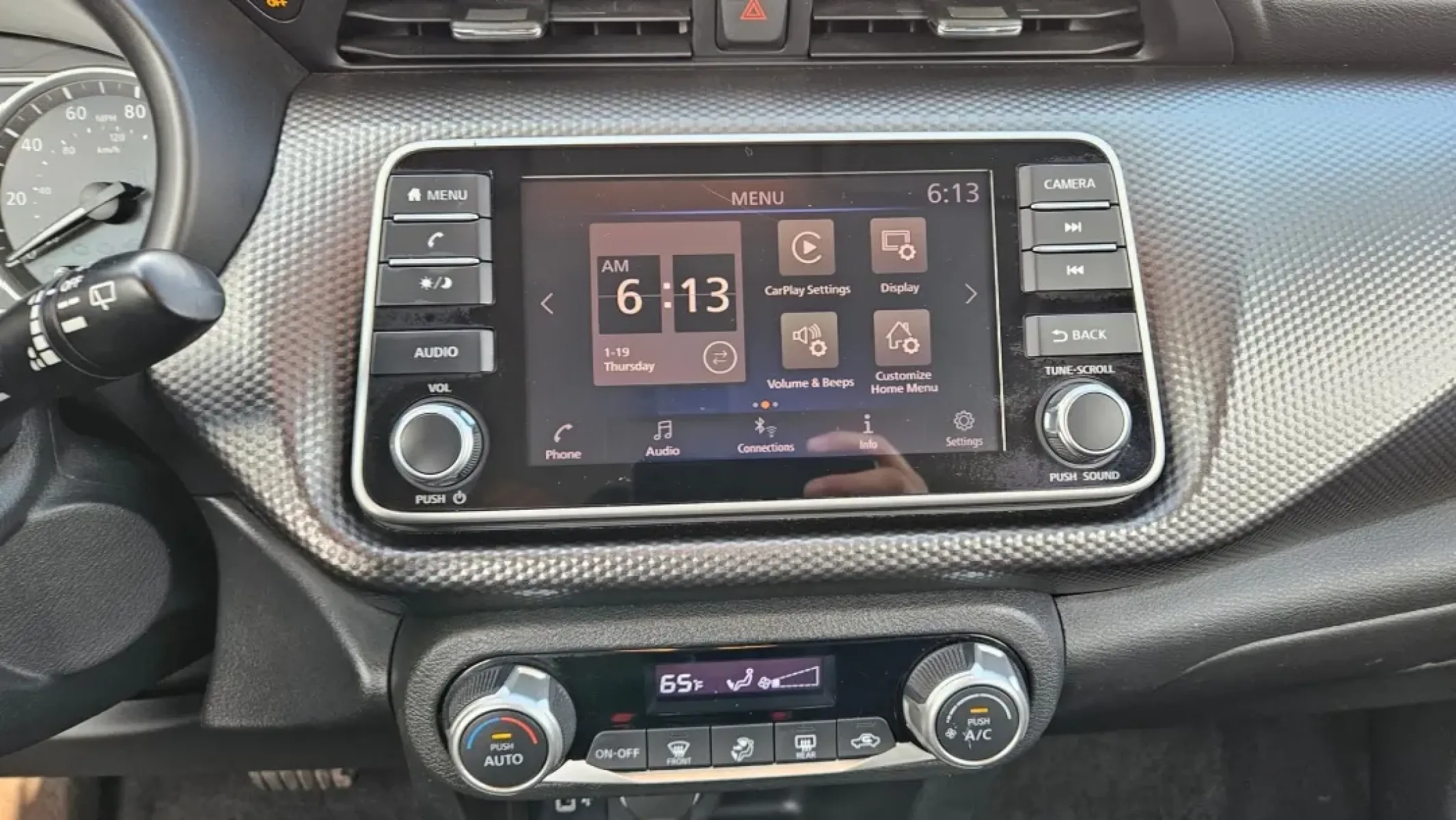 2018 Nissan KICKS SR; S; SV (3N1CP5CU4JL) with an Other engine, located at 5744 Central Avenue, Toledo, OH, 43615, (419) 724-0130, 41.676781, -83.682137 - ### Discover Your Next Adventure with the 2018 Nissan KICKS SR at Auto Credit in Toledo, OH!<br /> <br /> Are you ready for your next journey? Whether you're navigating the bustling streets of Toledo or planning a weekend getaway to the scenic shores of Lake Erie, the 2018 Nissan KICKS SR is the per - Photo#8