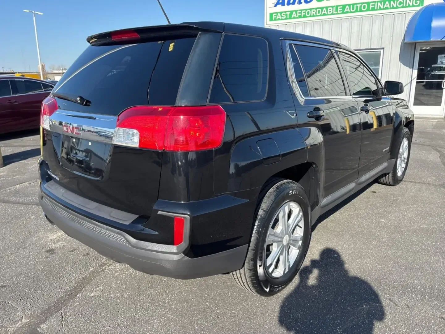 2017 GMC TERRAIN (2GKALMEK8H6) with an Other engine, located at 100 West Coliseum Boulevard, Fort Wayne, IN, 46805, (260) 471-0567, 41.118340, -85.141014 - **Unleash Your Adventurous Spirit with the 2017 GMC Terrain at Auto Credit in Fort Wayne** <br /> <br /> Are you searching for the perfect vehicle that matches your adventurous lifestyle? Look no further! The 2017 GMC Terrain, now available at Auto Credit in Fort Wayne, Indiana, is designed for bot - Photo#1