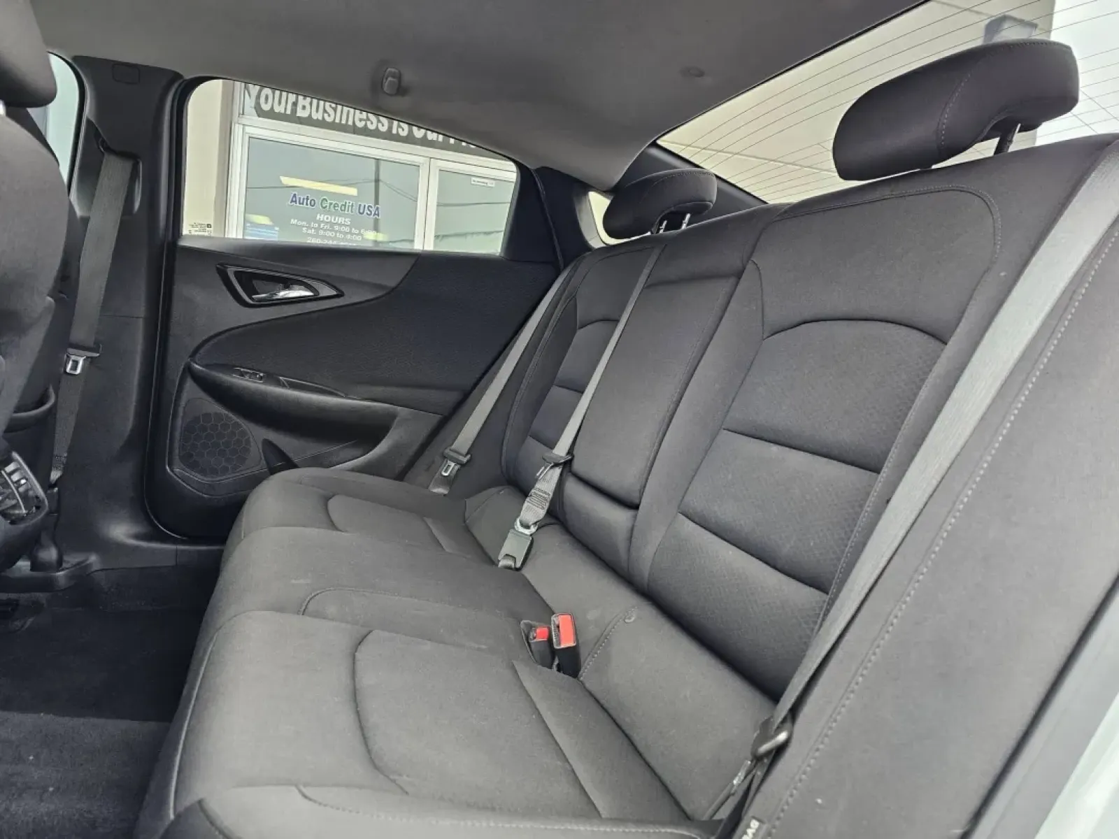 2020 Chevrolet Malibu (1G1ZD5ST4LF) with an Other engine, located at 502 South Main Street, Columbia City, IN, 46725, (260) 244-4645, 41.151382, -85.490578 - Discover the perfect blend of comfort and practicality with the 2020 Chevrolet Malibu, now available at Auto Credit, your trusted Buy Here Pay Here dealership located at 502 South Main Street, Columbia City, IN 46725. This stylish sedan is more than just a mode of transportation; it's a lifestyle ch - Photo#3