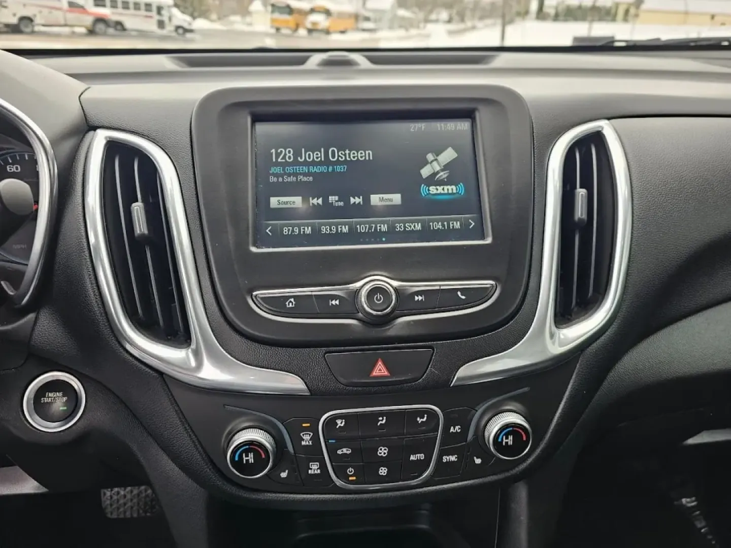 2018 Chevrolet EQUINOX (2GNAXKEX8J6) with an Other engine, located at 502 South Main Street, Columbia City, IN, 46725, (260) 244-4645, 41.151382, -85.490578 - **Adventure Awaits with the 2018 Chevrolet Equinox LT Perfect for Family Road Trips and Daily Commutes!**<br /> <br /> Are you searching for a versatile vehicle that can handle both your busy family life and spontaneous weekend getaways? Look no further than this stunning 2018 Chevrolet Equinox LT - Photo#4