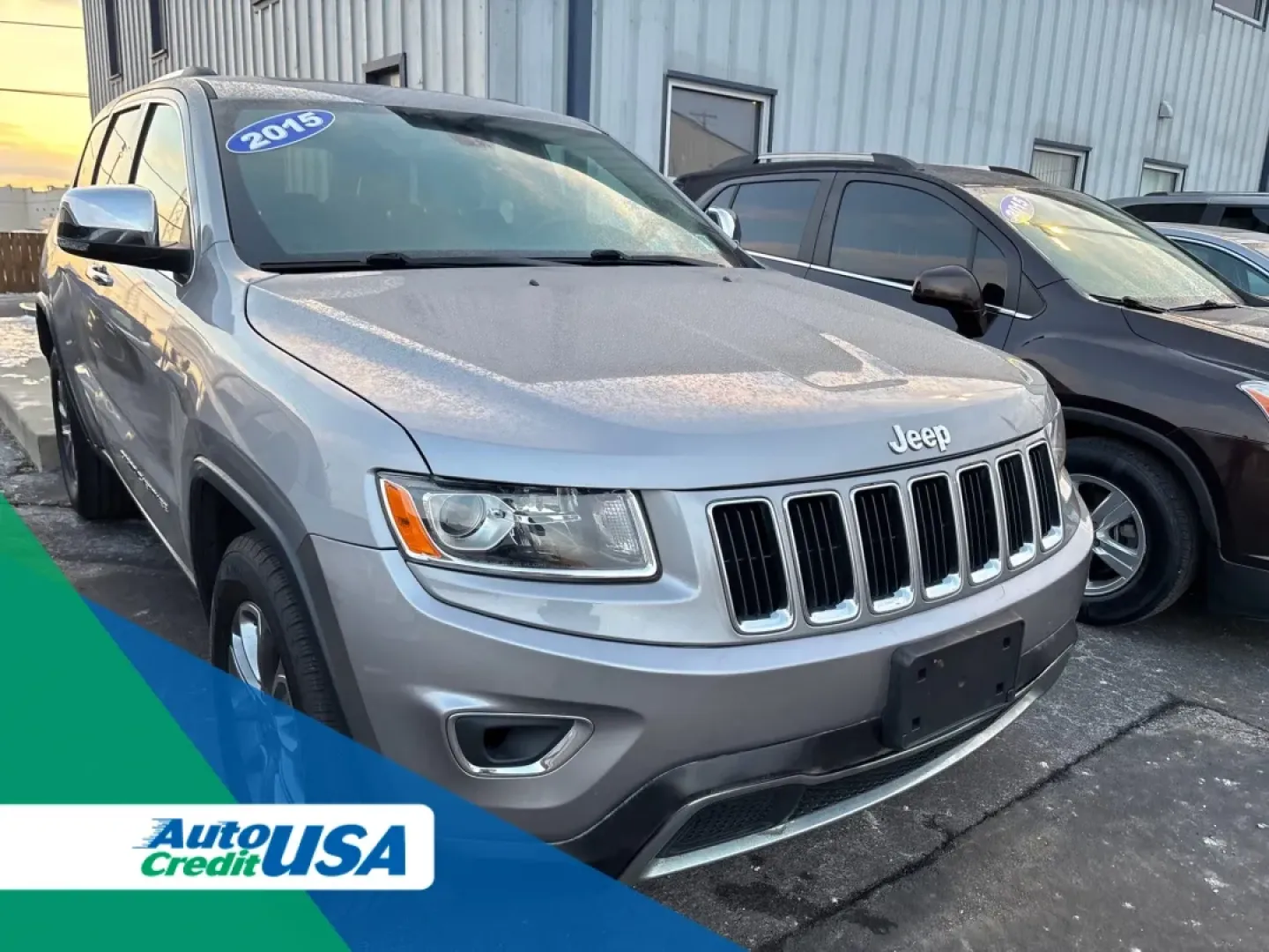 2015 Jeep Grand Cherokee (1C4RJFBG7FC) with an Other engine, located at 100 West Coliseum Boulevard, Fort Wayne, IN, 46805, (260) 471-0567, 41.118340, -85.141014 - **Unleash Adventure with the 2015 Jeep Grand Cherokee Perfect for Your Next Family Road Trip!**<br /> <br /> Are you ready to elevate your family adventures or weekend getaways? Look no further than the 2015 Jeep Grand Cherokee available at Auto Credit in Fort Wayne, Indiana! This stunning SUV comb - Photo#0