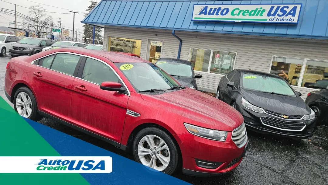photo of 2015 Ford Taurus 