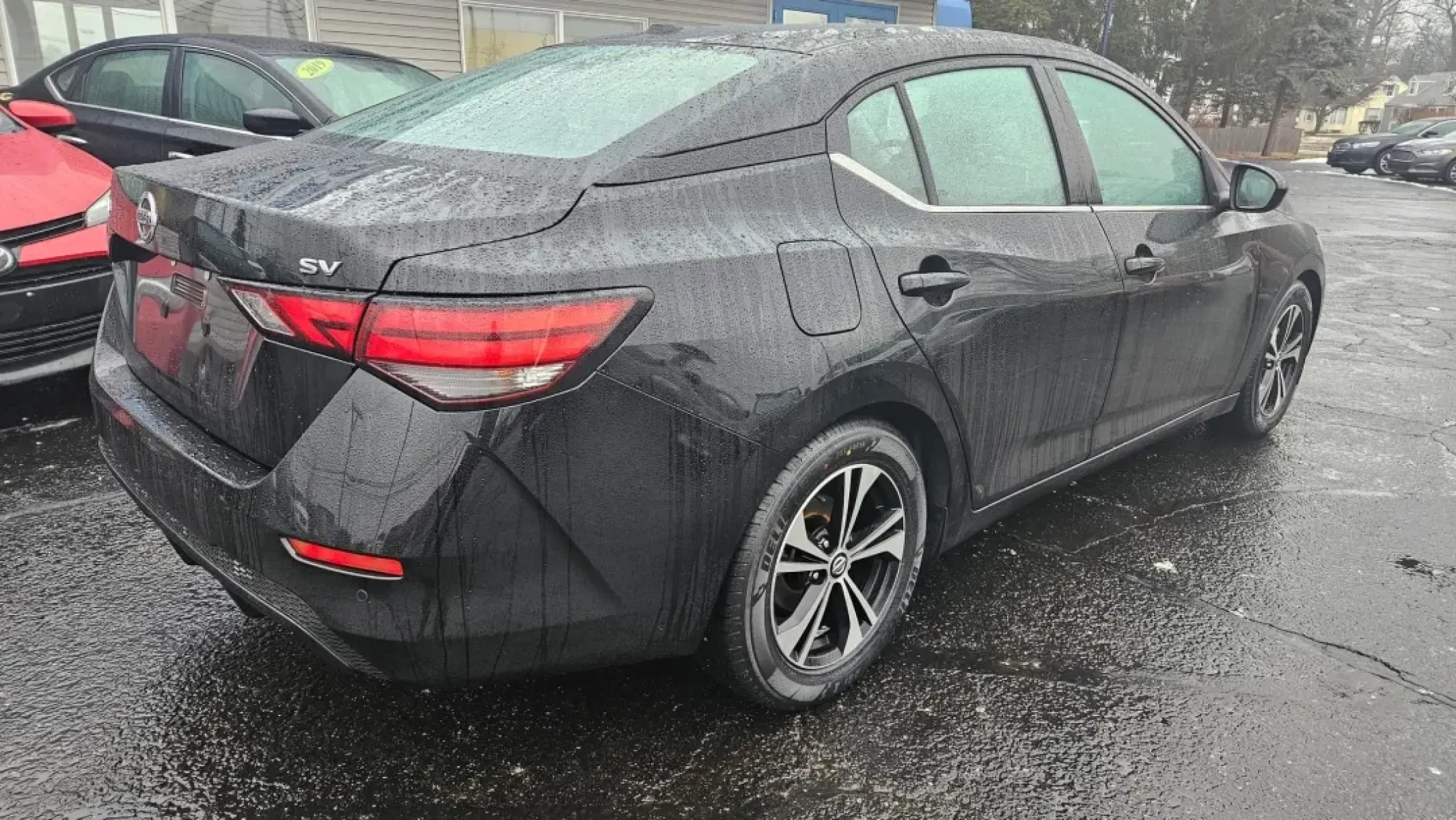 2021 Nissan SENTRA (3N1AB8CV7MY) with an Other engine, located at 5744 Central Avenue, Toledo, OH, 43615, (419) 724-0130, 41.676781, -83.682137 - Are you ready to elevate your daily commute or embark on weekend adventures? Look no further than this sleek 2021 Nissan Sentra, available now at Auto Credit in Toledo, Ohio! Whether you're navigating the bustling streets of downtown Toledo or cruising along the scenic shores of Lake Erie, this vehi - Photo#3