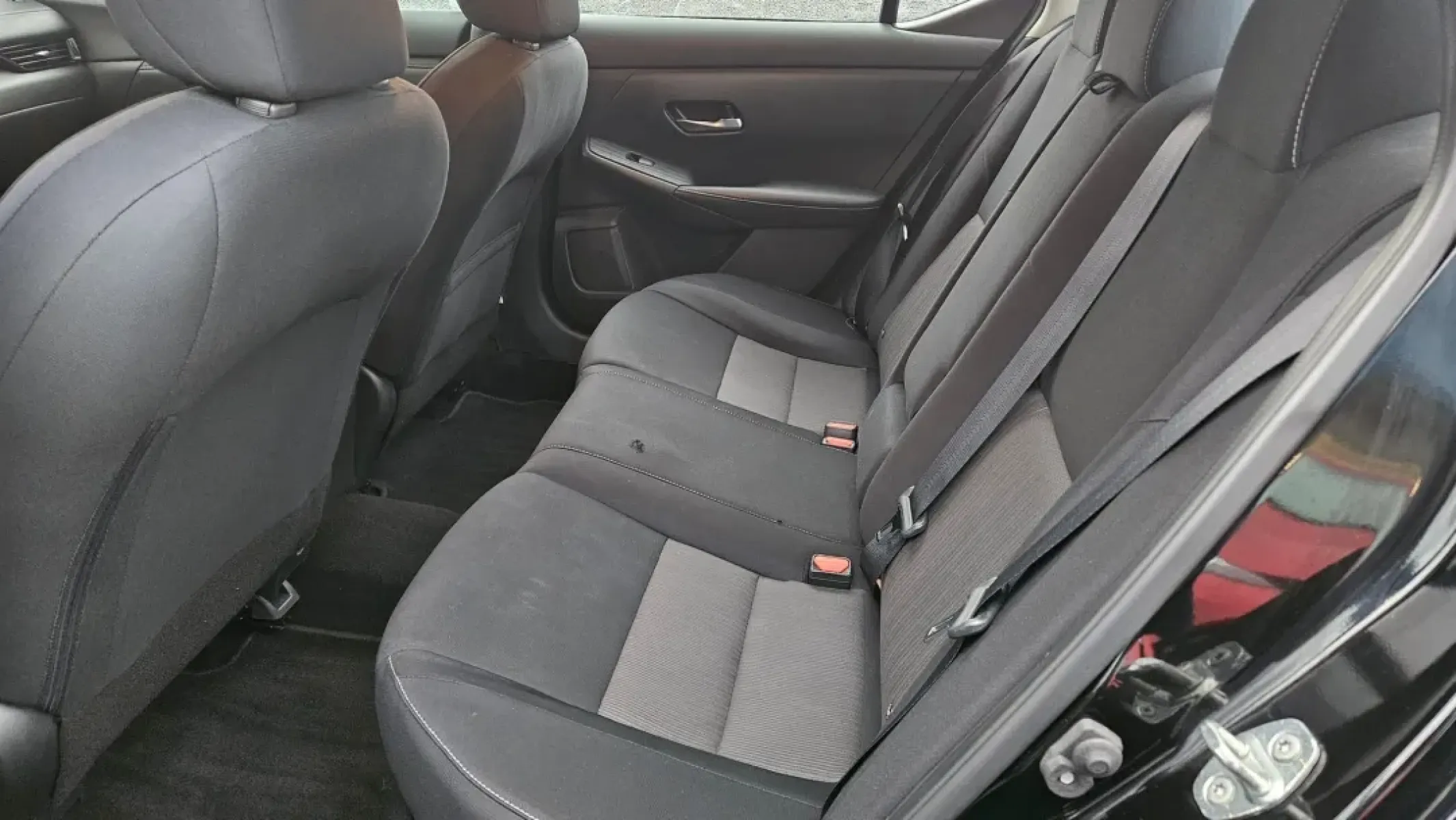 2021 Nissan SENTRA (3N1AB8CV7MY) with an Other engine, located at 5744 Central Avenue, Toledo, OH, 43615, (419) 724-0130, 41.676781, -83.682137 - Are you ready to elevate your daily commute or embark on weekend adventures? Look no further than this sleek 2021 Nissan Sentra, available now at Auto Credit in Toledo, Ohio! Whether you're navigating the bustling streets of downtown Toledo or cruising along the scenic shores of Lake Erie, this vehi - Photo#6