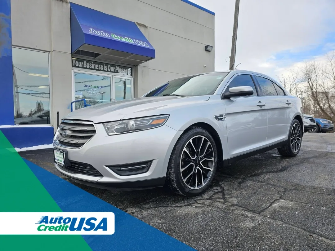 photo of 2017 Ford Taurus 