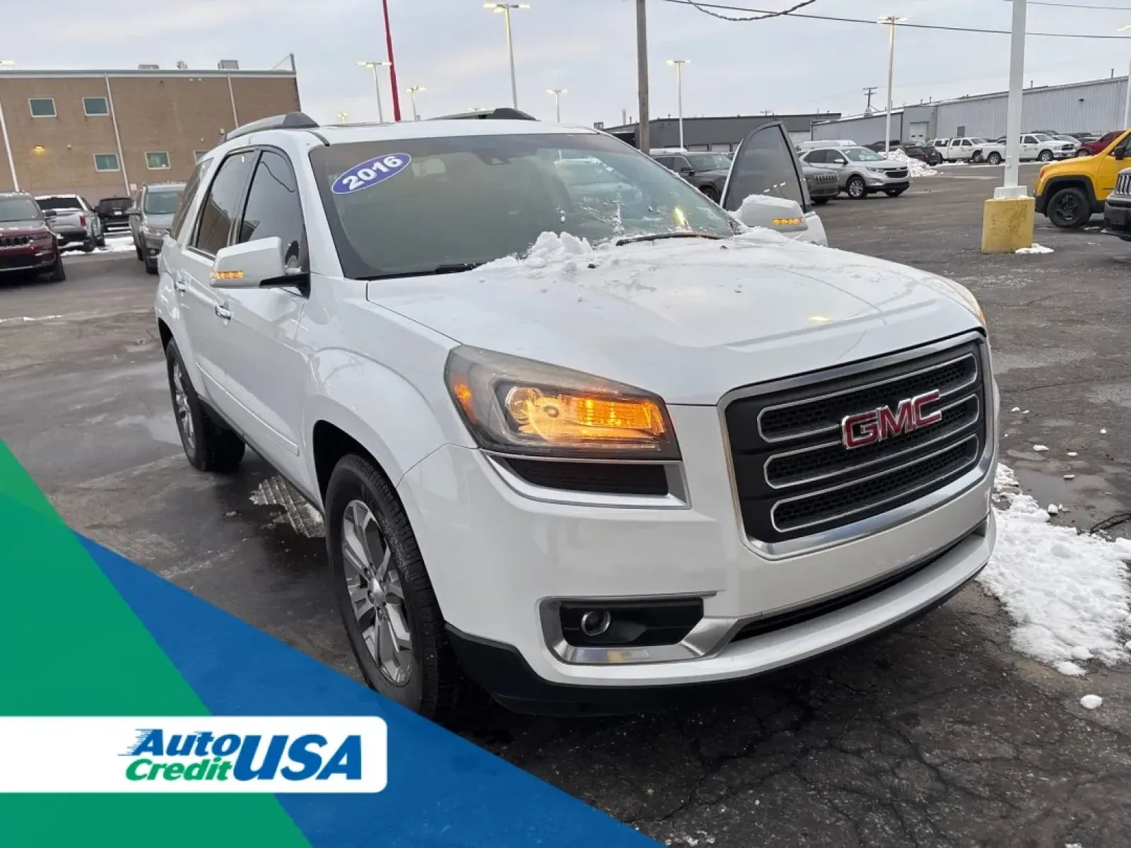2016 GMC Acadia (1GKKRRKD0GJ) with an Other engine, located at 100 West Coliseum Boulevard, Fort Wayne, IN, 46805, (260) 471-0567, 41.118340, -85.141014 - 2016 GMC Acadia - Photo#0
