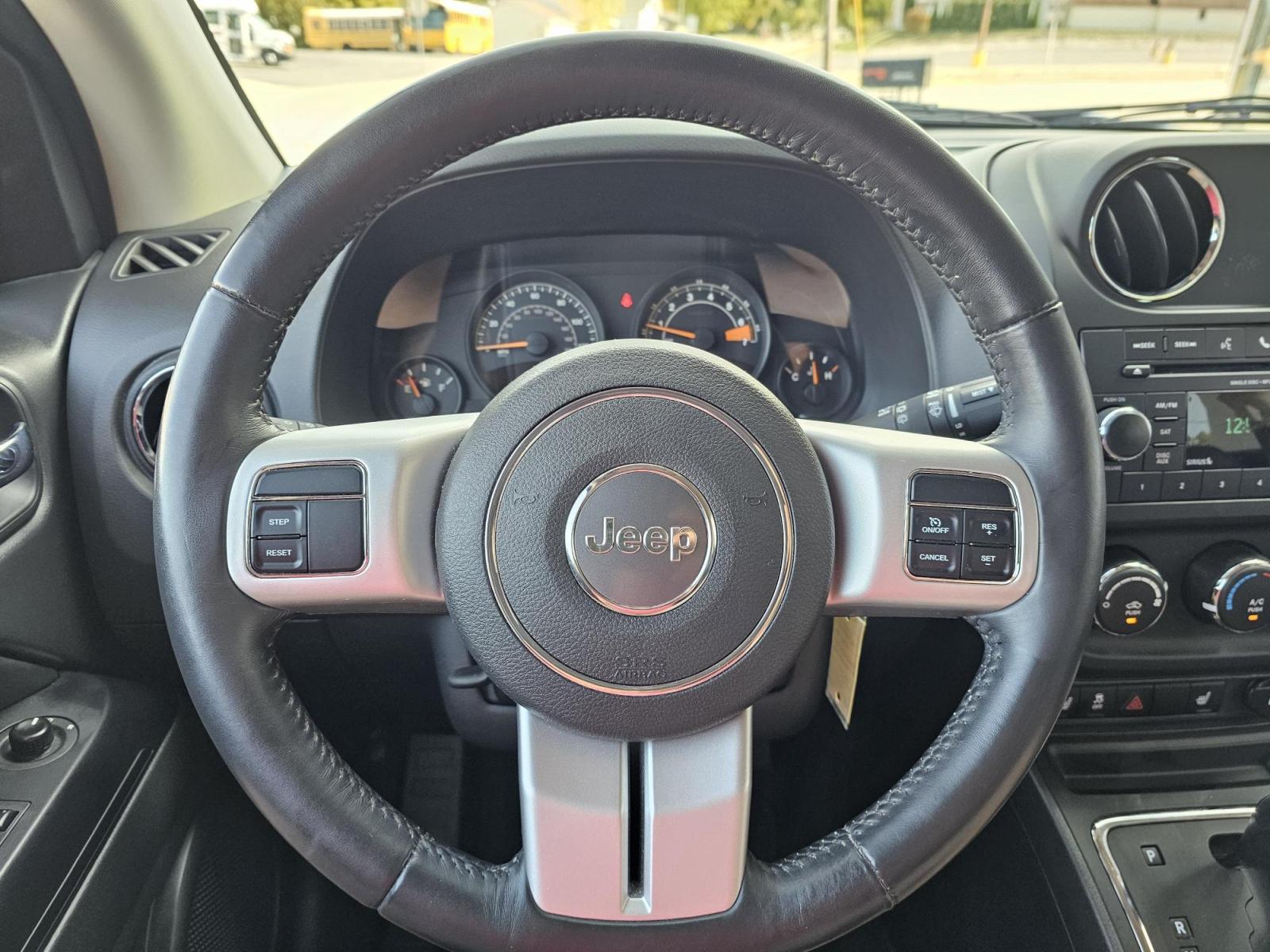 2016 WHITE /BLACK Jeep COMPASS SPORT Sport FWD (1C4NJCBA8GD) with an 2.0L L4 DOHC 16V engine, located at 502 South Main Street, Columbia City, IN, 46725, (260) 244-4645, 41.151382, -85.490578 - 2016 Jeep COMPASS SPORT Sport FWD - Photo#9